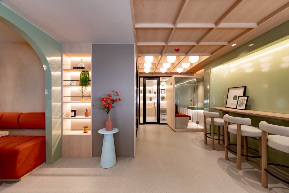 ขายคอนโดรัชดา ห้วยขวาง : 𝐊𝐋𝐎𝐒 รัชดา 𝟕 𝐅𝐫𝐞𝐞 เงินดาวน์ 𝐅𝐫𝐞𝐞 ทุกค่าใช่จ่าย ผ่อนสบายๆ 𝟗,𝟗𝟎𝟎/เดือน ห้องใหม่มือ 1 จากโครงการ ฝ่ายขาย โครงการ 