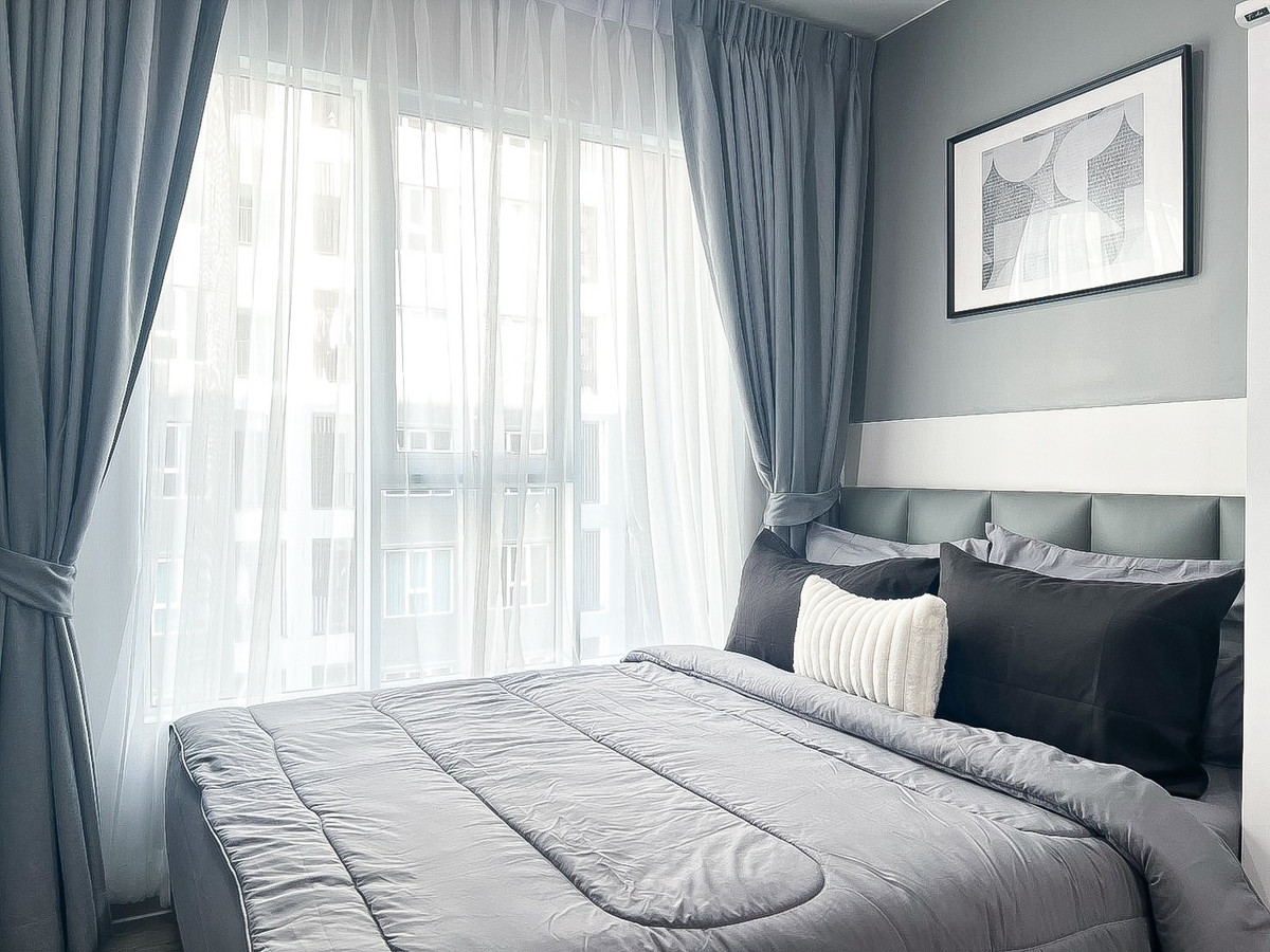 For RentCondoBangna, Bearing, Lasalle : Regent Home Bangna (Regent Home Bangna) 1 bedroom, 1 bathroom, size 28 sq m, 25th floor, Building B, rental price 11000 baht per month.