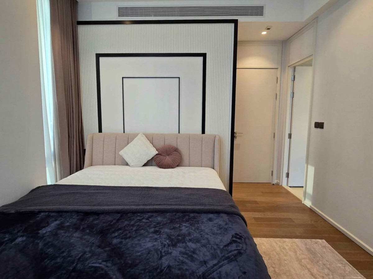 For RentCondoWitthayu, Chidlom, Langsuan, Ploenchit : ME2500170 Condo for rent, 2 bedrooms, MUNIQ Lang Suan, next to Lumpini Park, near BTS Ploenchit.