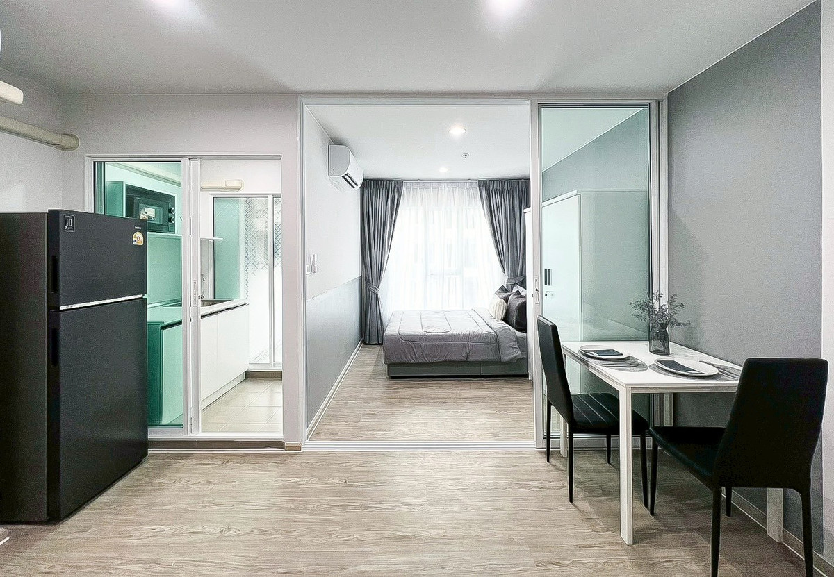 For RentCondoBangna, Bearing, Lasalle : Regent Home Bangna (Regent Home Bangna) 1 bedroom, 1 bathroom, size 28 sq m, 25th floor, Building B, rental price 11000 baht per month.