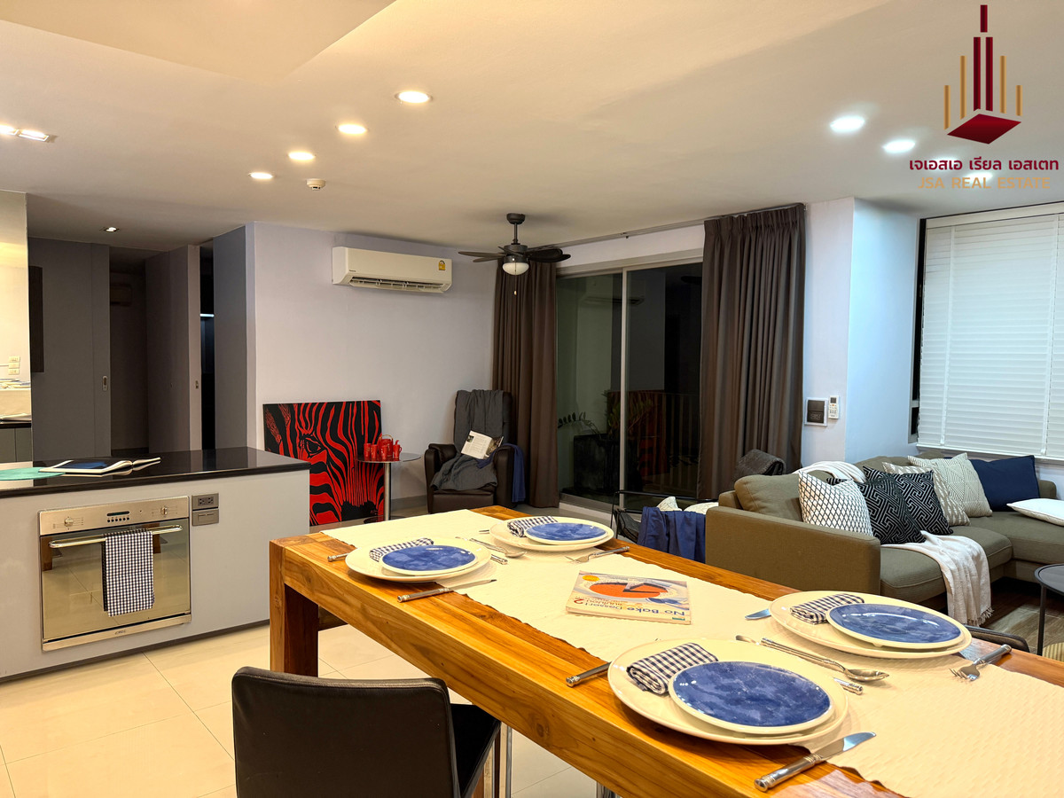 For SaleCondoSukhumvit, Asoke, Thonglor : ✨ For Sale: The Clover Thonglor Condo ✨ 💰 Only 13,700,000 THB