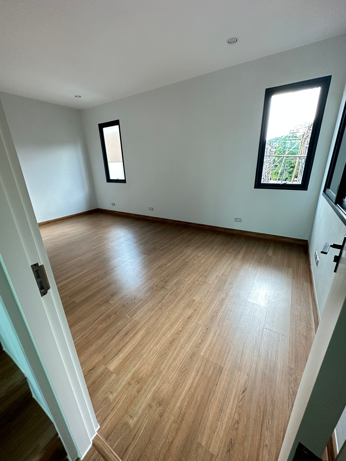 ขายทาวน์โฮมอ่อนนุช อุดมสุข : 🔥🔥 𝐅𝐈𝐍𝐀𝐋 𝐂𝐀𝐋𝐋!!- 𝐓𝐲𝐩𝐞 𝐓𝐇𝐔𝐋𝐈𝐓𝐄 : 𝐁𝐚𝐚𝐧 𝐊𝐥𝐚𝐧𝐠 𝐌𝐮𝐚𝐧𝐠 𝐂𝐋𝐀𝐒𝐒𝐄 𝐒𝐮𝐤𝐡𝐮𝐦𝐯𝐢𝐭 𝟕𝟕 , 𝟐 𝘽𝙚𝙙  𝟑 𝘽𝙖𝙩𝙝, 𝟏𝟗𝟎𝐬𝐪.𝐦., 𝙋𝙧𝙞𝙘𝙚 𝟏𝟐.𝟗 𝙈𝘽  ☎️ 𝟎𝟗𝟓𝟗𝟒𝟏𝟓𝟗𝟗𝟗 𝐊’𝐍𝐔𝐓