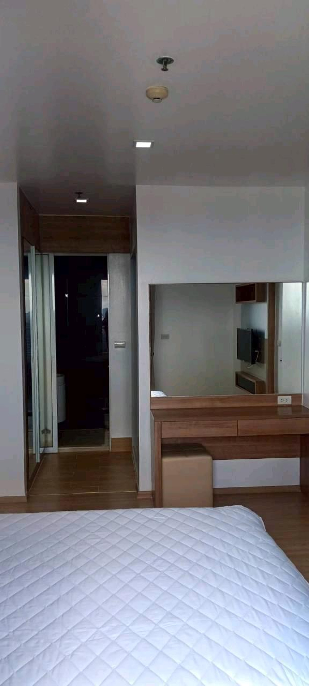 ให้เช่าคอนโดสะพานควาย จตุจักร : Highfloor 🌳Rhythm Phahol Ari 1bed 45 Sqm Fullyfurnish 20,000-