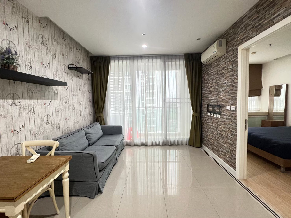 ให้เช่าคอนโดพระราม 9 เพชรบุรีตัดใหม่ RCA : ให้เช่า TC green พระราม9 ขนาด 39ตรม ชั้นสูง เฟอร์ครบ