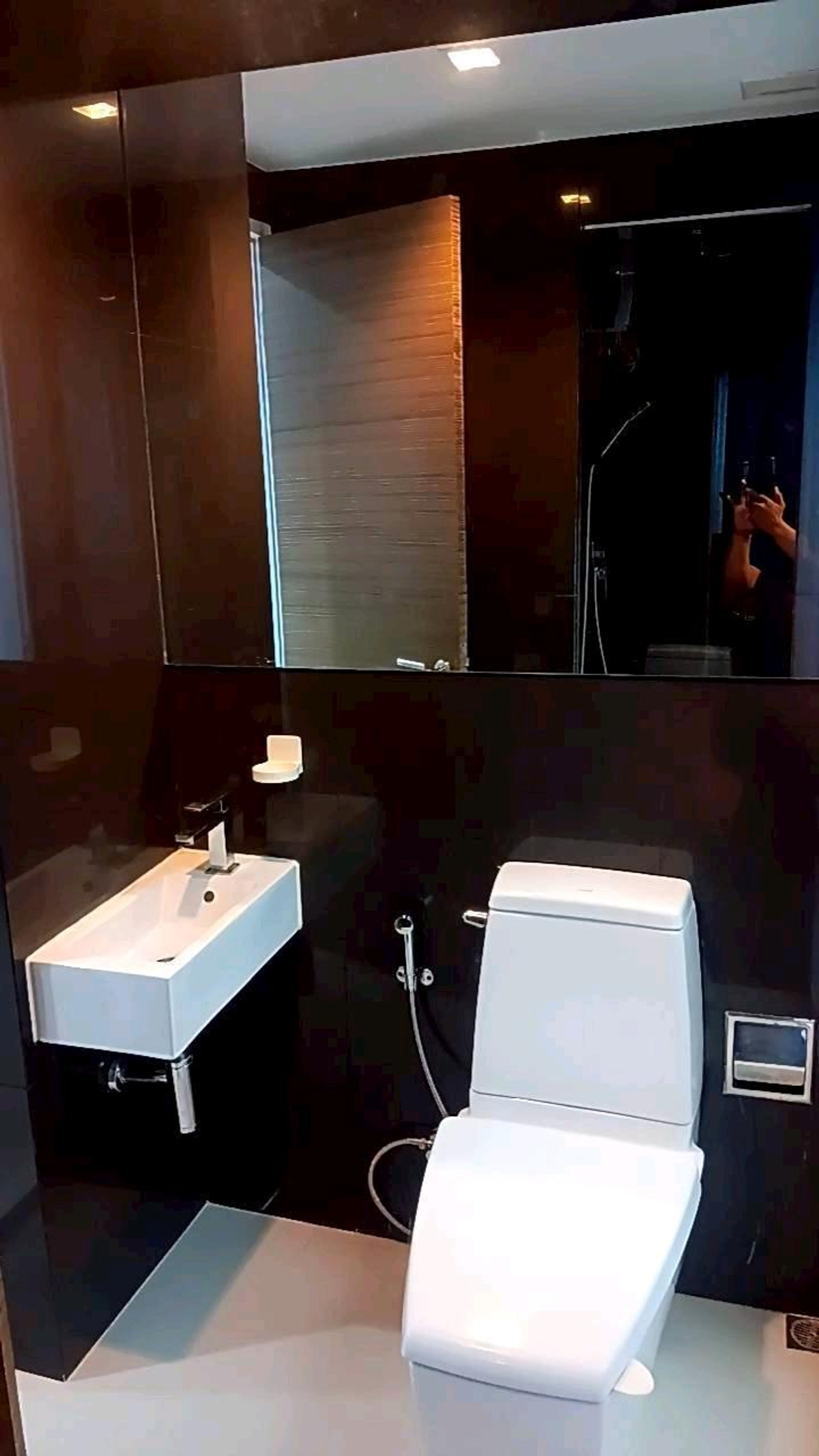 ให้เช่าคอนโดสะพานควาย จตุจักร : Highfloor 🌳Rhythm Phahol Ari 1bed 45 Sqm Fullyfurnish 20,000-