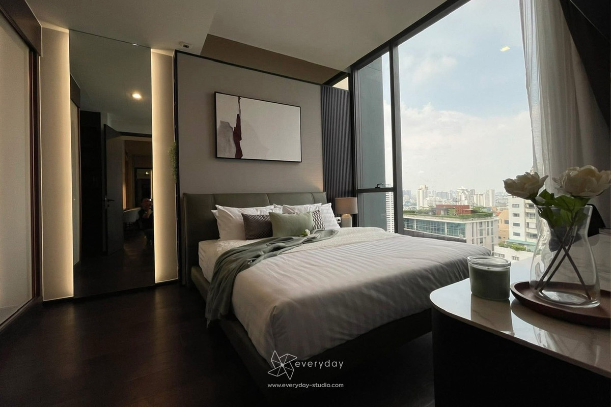 For RentCondoSukhumvit, Asoke, Thonglor : Available 10/3/26
Luxury living in the heart of Sukhumvit!Just a few steps to BTS Thonglor, surrounded by popular cafés and restaurants. Bright, unblocked view, fully furnished