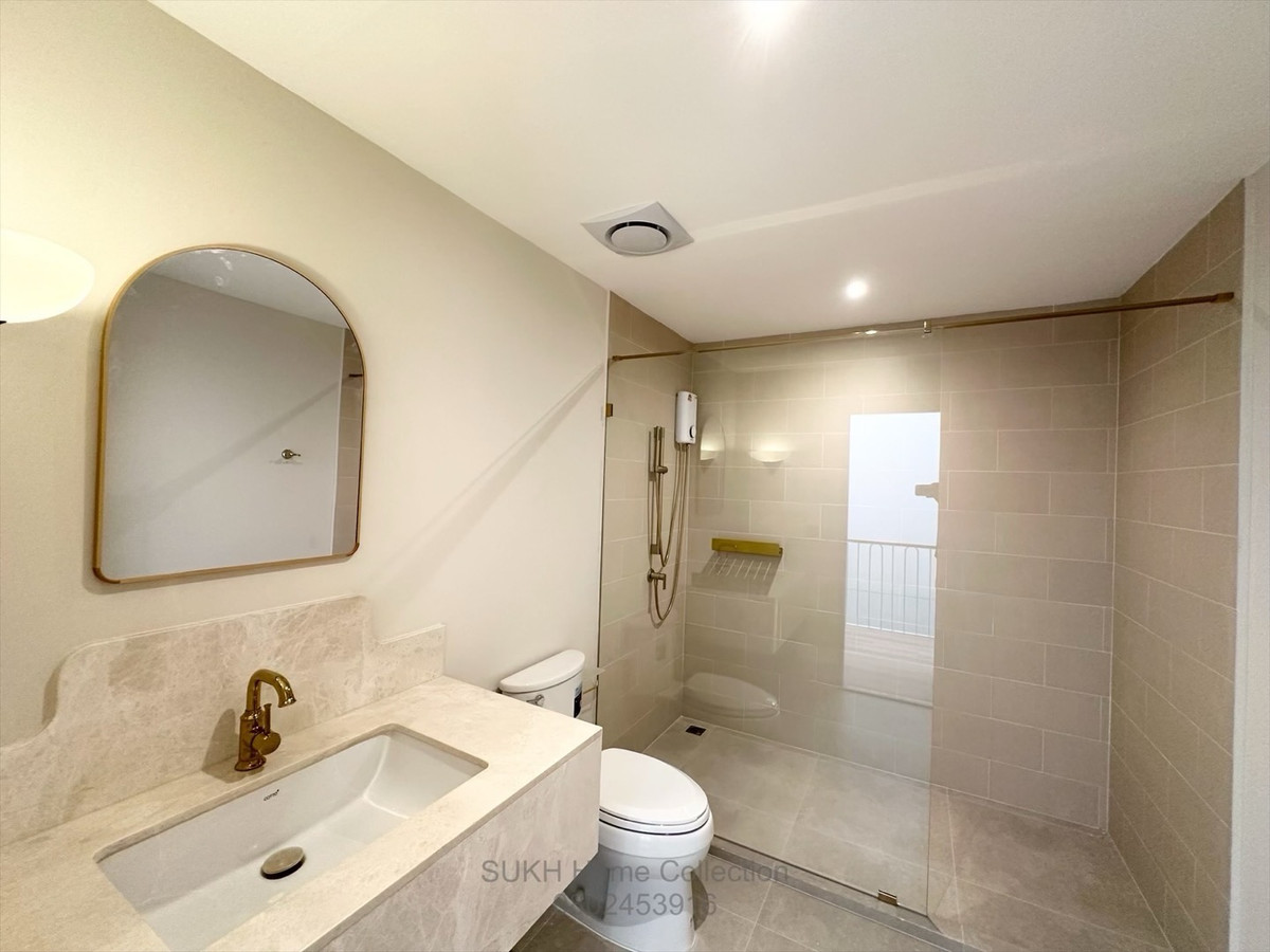 For SaleHome OfficeOnnut, Udomsuk : 5-story home office with elevator, Sukhumvit 101, 1070 sq m, decorated, ready to move in.