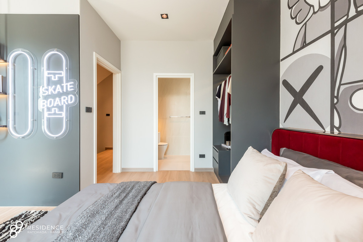 บ้านพระราม 9 เพชรบุรีตัดใหม่ RCA : ให้เช่า-ขาย บ้านหรู ทาวน์โฮมทรงอิสระ สไตล์บ้านเดี่ยว 4ชั้น 4 ห้องนอน 5 ห้องน้ำ จอดรถได้ 2คัน ในโครงการ 89 เรสซิเดนซ์ รัชดา-พระราม 9 ทำเลดี ราคาเอื้อมถึง ต่างชาติซื้อได้