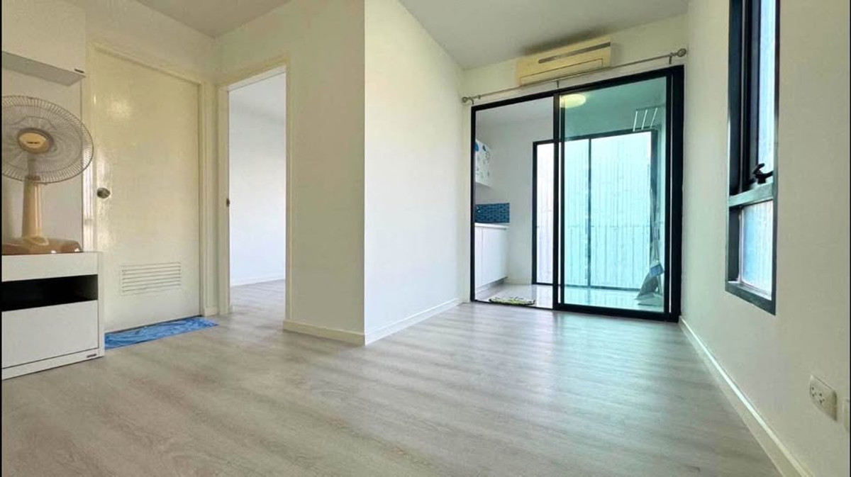 ขายคอนโดแจ้งวัฒนะ เมืองทอง : ขายห้องเปล่า ห้องมุม วิวสระว่ายน้ำ คอนโด ไอคอนโด งามวงศ์วาน 1 (AM2048)