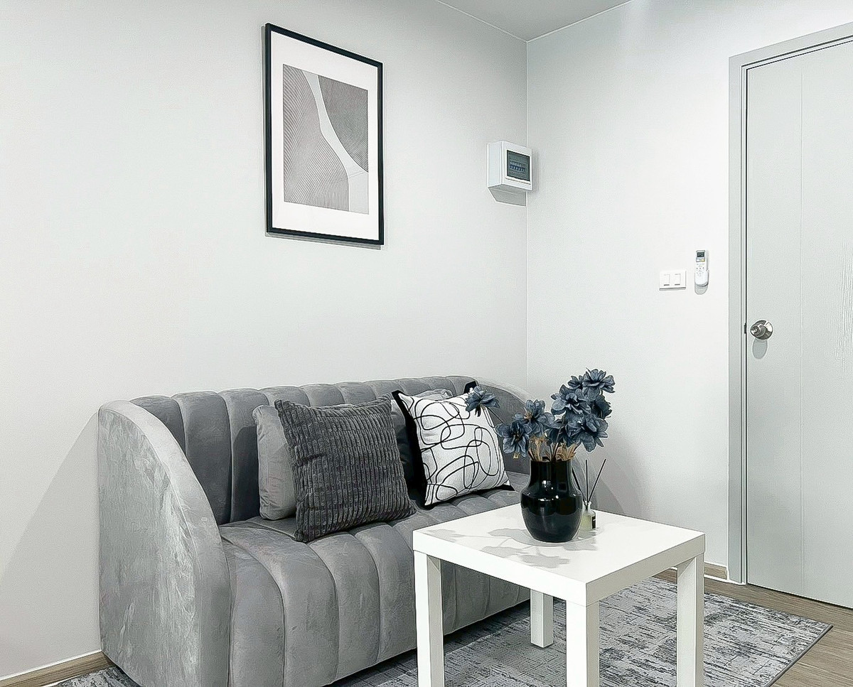 For RentCondoBangna, Bearing, Lasalle : Regent Home Bangna (Regent Home Bangna) 1 bedroom, 1 bathroom, size 28 sq m, 25th floor, Building B, rental price 11000 baht per month.