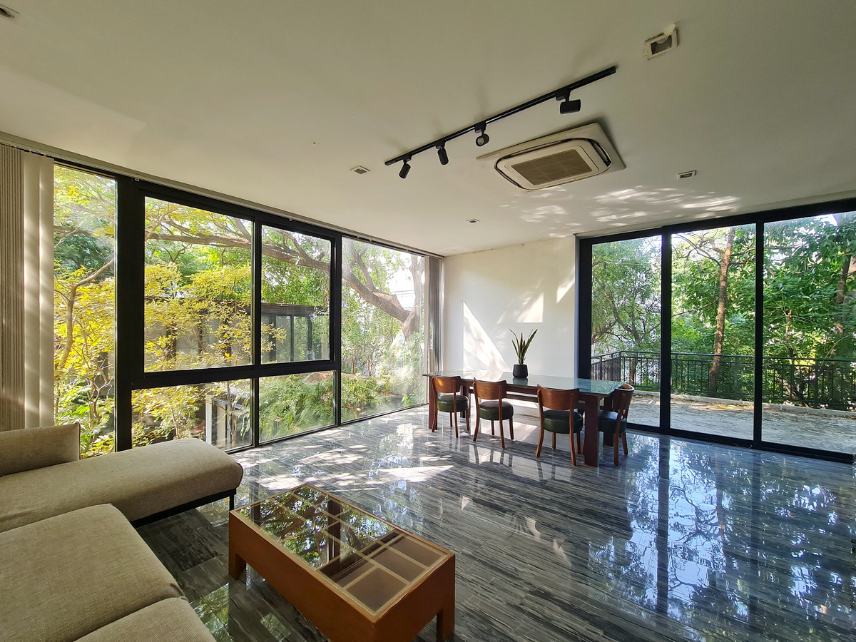 ให้เช่าโฮมออฟฟิศรัชดา ห้วยขวาง : ให้เช่า Modern โฮมออฟฟิศ 4- ห้องนอน เหม่งจ๋าย – รัชดา ใกล้โรงเรียนนานาชาติ KIS 