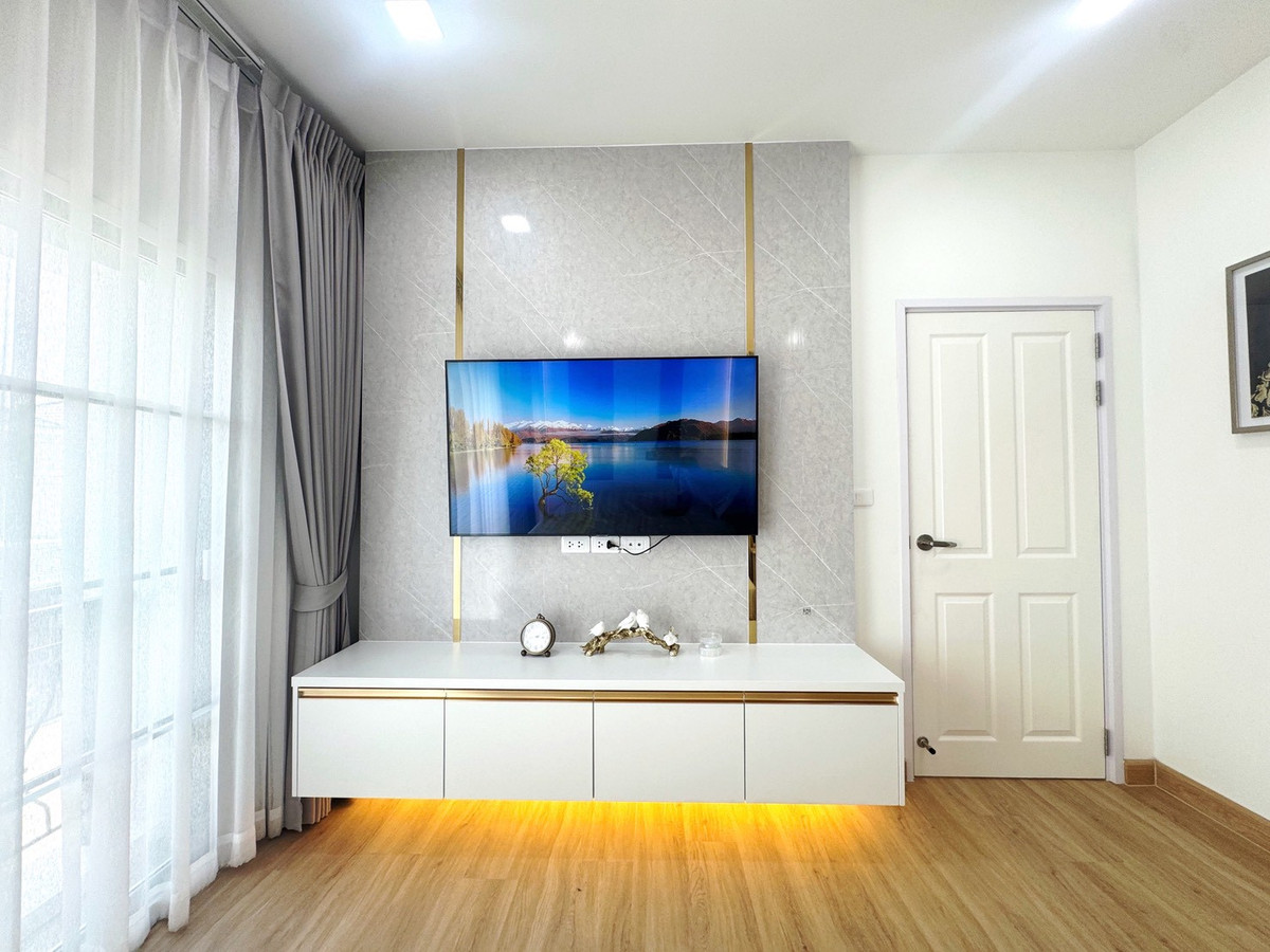 For RentHouseSamut Prakan,Samrong : K-6634 Beautiful house, ready to move in, for rent, Golden Neo Sukhumvit Lasalle, near BTS Bearing and Samrong. and Bangna Bang Phli Expressway