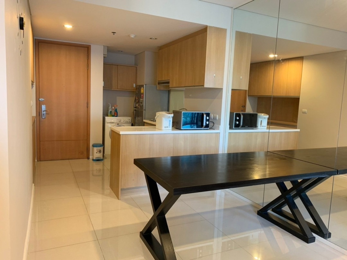 ขายคอนโดพระราม 9 เพชรบุรีตัดใหม่ RCA : ขาย ด่วน วิลล่า อโศก Villa Asoke 1ห้องนอน 48ตารางเมตร (ราคาพิเศษ)