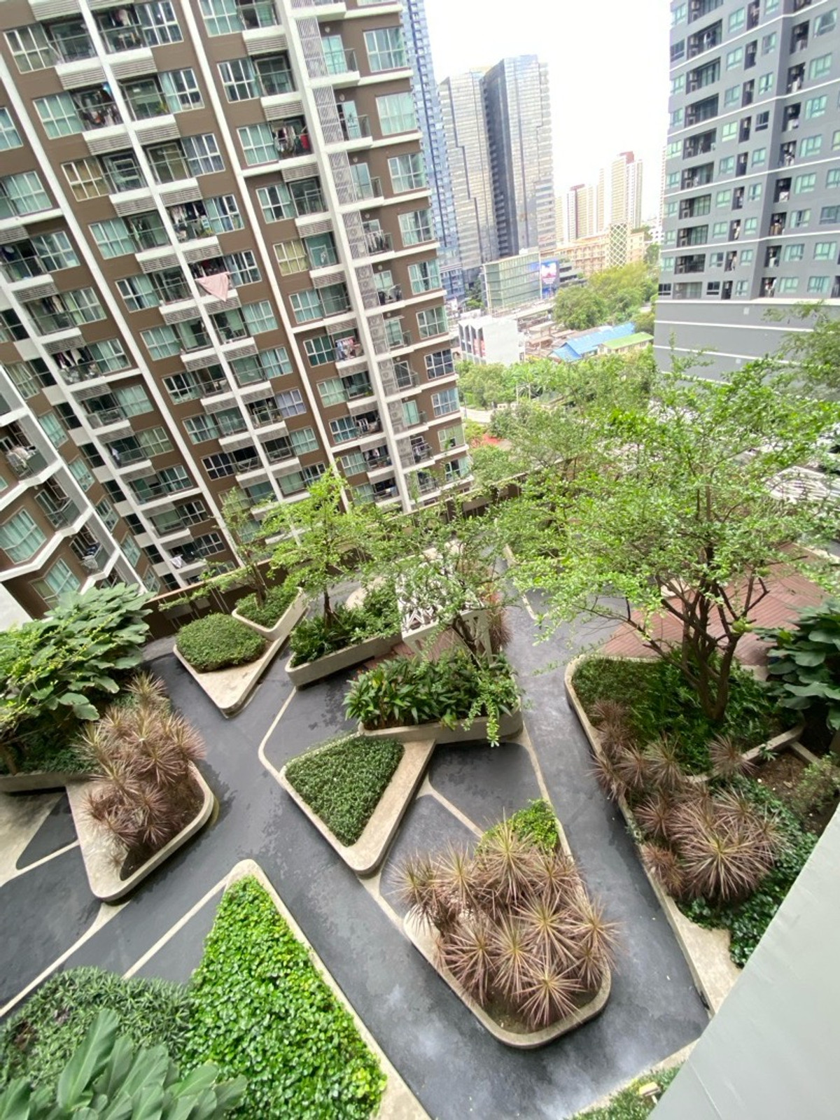 ให้เช่าคอนโดพระราม 9 เพชรบุรีตัดใหม่ RCA : Aspire rama9 1Bedroom  Renovate new⭐️ 0849792464 ตั้ม