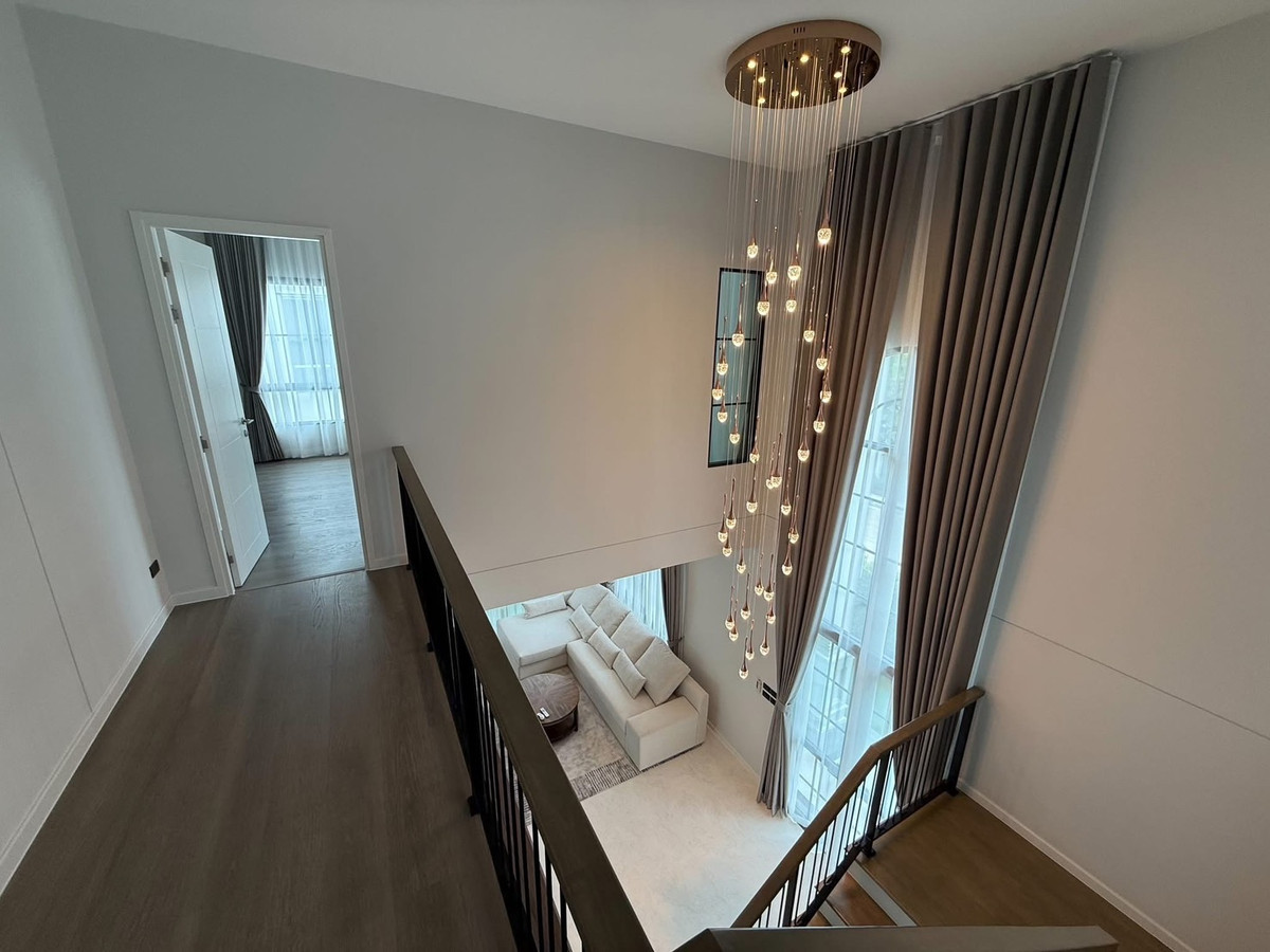 บ้านบางนา แบริ่ง ลาซาล : Luxury Living! เศรษฐสิริ บางนา กม.10 (แสนสิริ) | บ้านหลังใหม่ AUSTEN 310 ตร.ม. 4 นอน 5 น้ำ + ห้องแม่บ้าน | ทำเลดีที่สุด! ตรงข้ามคลับเฮ้าส์