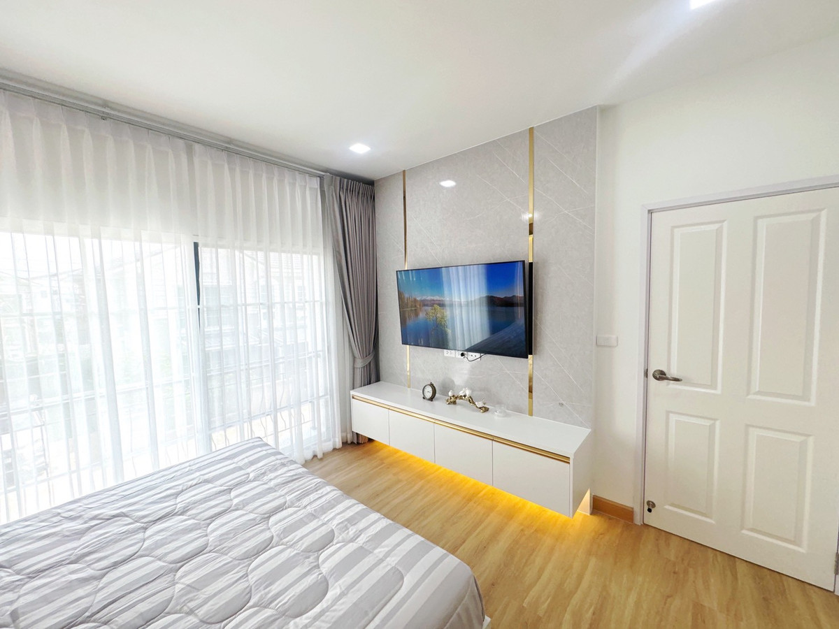 For RentHouseSamut Prakan,Samrong : K-6634 Beautiful house, ready to move in, for rent, Golden Neo Sukhumvit Lasalle, near BTS Bearing and Samrong. and Bangna Bang Phli Expressway