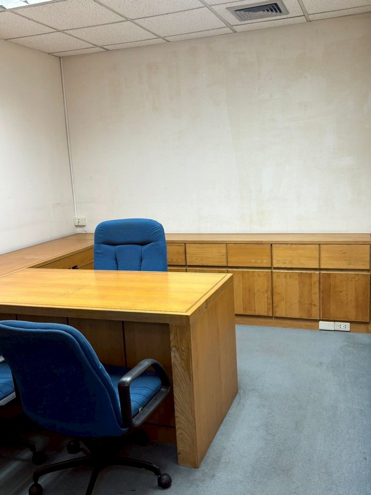 ขายสำนักงานพระราม 9 เพชรบุรีตัดใหม่ RCA : ขาย อาคารสำนักงาน อาคารว่องวานิช พระราม 9 รัชดา เนื้อที่ 189.15 ตาราเมตร ชั้น 22 