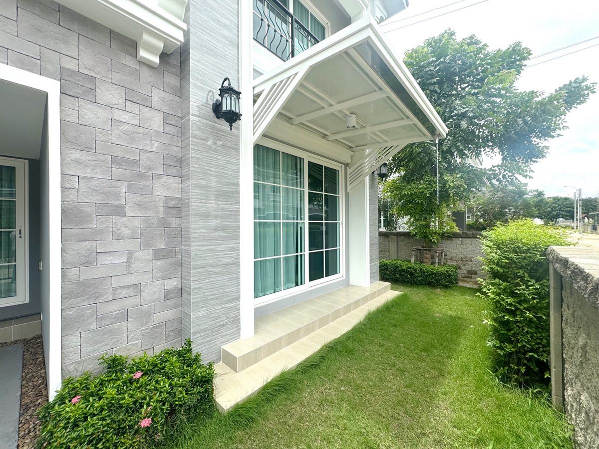 For RentHouseSamut Prakan,Samrong : K-6634 Beautiful house, ready to move in, for rent, Golden Neo Sukhumvit Lasalle, near BTS Bearing and Samrong. and Bangna Bang Phli Expressway