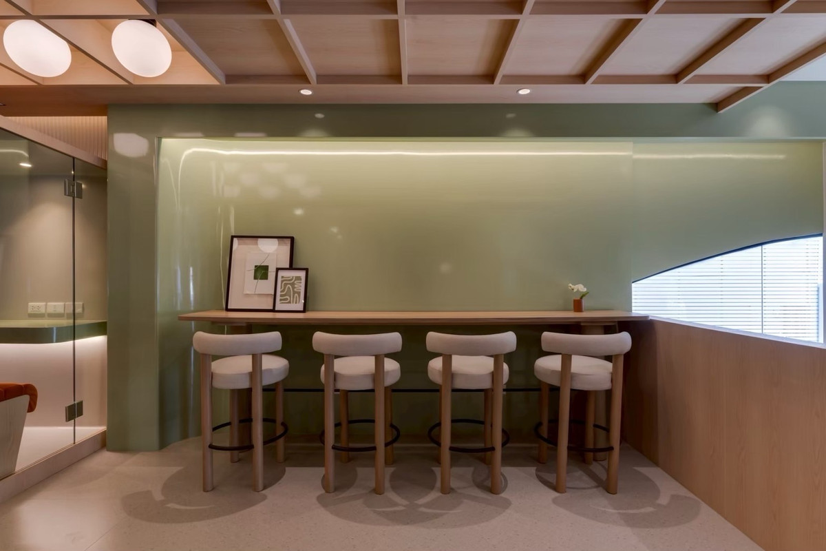 ขายคอนโดรัชดา ห้วยขวาง : 𝐊𝐋𝐎𝐒 รัชดา 7 𝐅𝐑𝐄𝐄 เงินดาวน์ 𝐎 บาท ผ่อนถูก 𝟖,𝟗𝟎𝟎/เดือน ห้องใหม่ จากเซลล์โครงการ 𝐅𝐫𝐞𝐞 ทุกค่าใช่จ่าย 