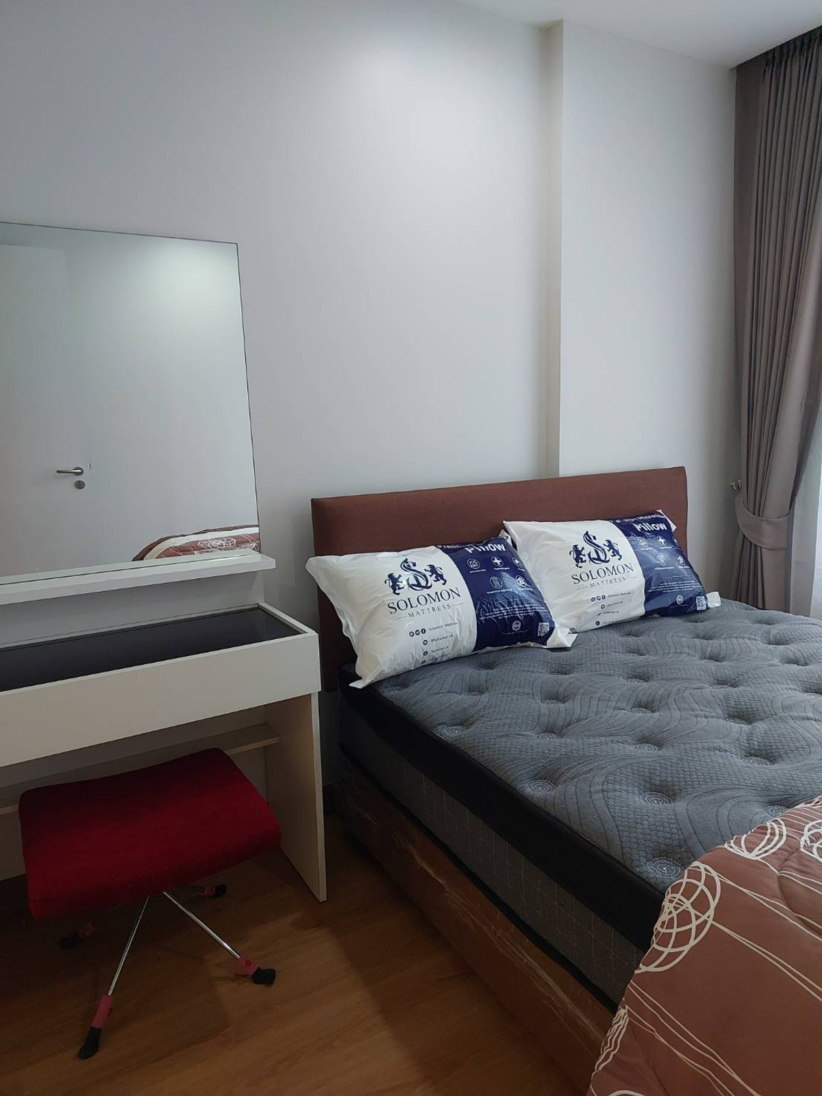 ให้เช่าคอนโดสาทร นราธิวาส : ให้เช่าคอนโด Collezio สาทร - พิพัฒน์ เฟอร์นิเจอร์ครบ (S15-9499)