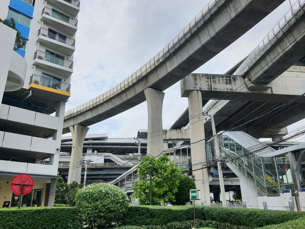 ขายคอนโดท่าพระ ตลาดพลู วุฒากาศ : โอกาสทองใจกลางท่าพระ! City Home Tha Phra Intersection คอนโดกว้างขวาง 3 ระเบียง การลงทุนที่คุ้มค่า!