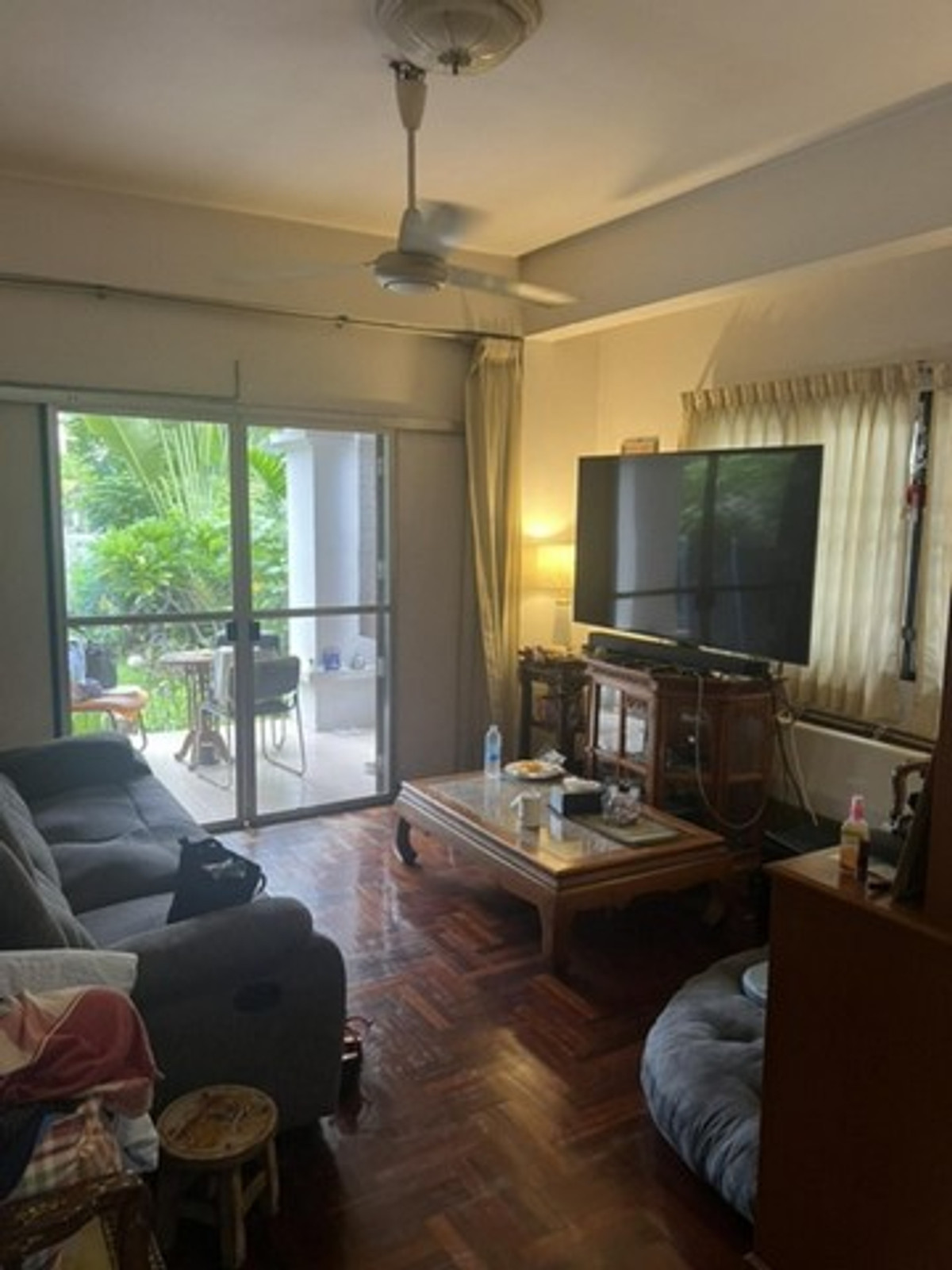For RentHouseNana, North Nana,Sukhumvit13, Soi Nana : Urgent for rent, 2-storey luxury detached house, prime location, near Benjakitti Park, BTS Nana, ready to move in, newly renovated.
