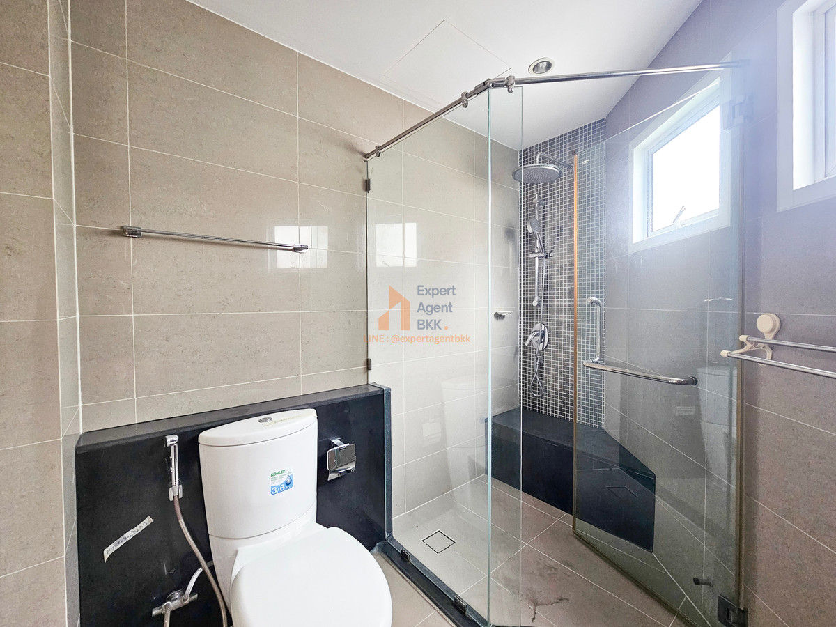 ขายคอนโดพระราม 9 เพชรบุรีตัดใหม่ RCA : 🔥 2 นอน ไซส์ครอบครัว ขายตามสภาพ เอาไปทำใหม่คุ้ม  Supalai Wellington (ศุภาลัย เวลลิงตัน) - 2 ห้องนอน LC037