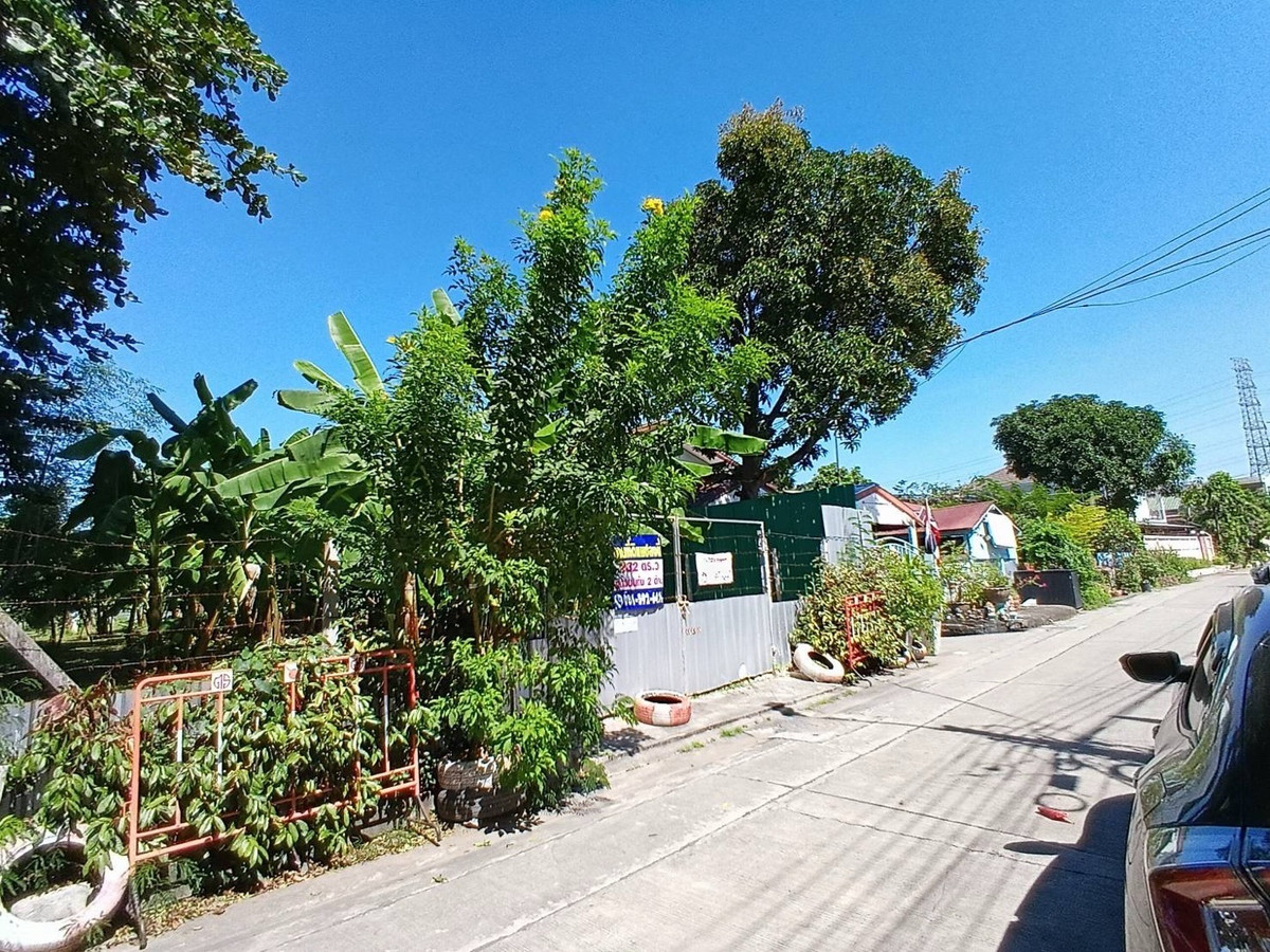 For SaleLandChaengwatana, Muangthong : Land for sale in the middle of the city, very good location, orange layout.