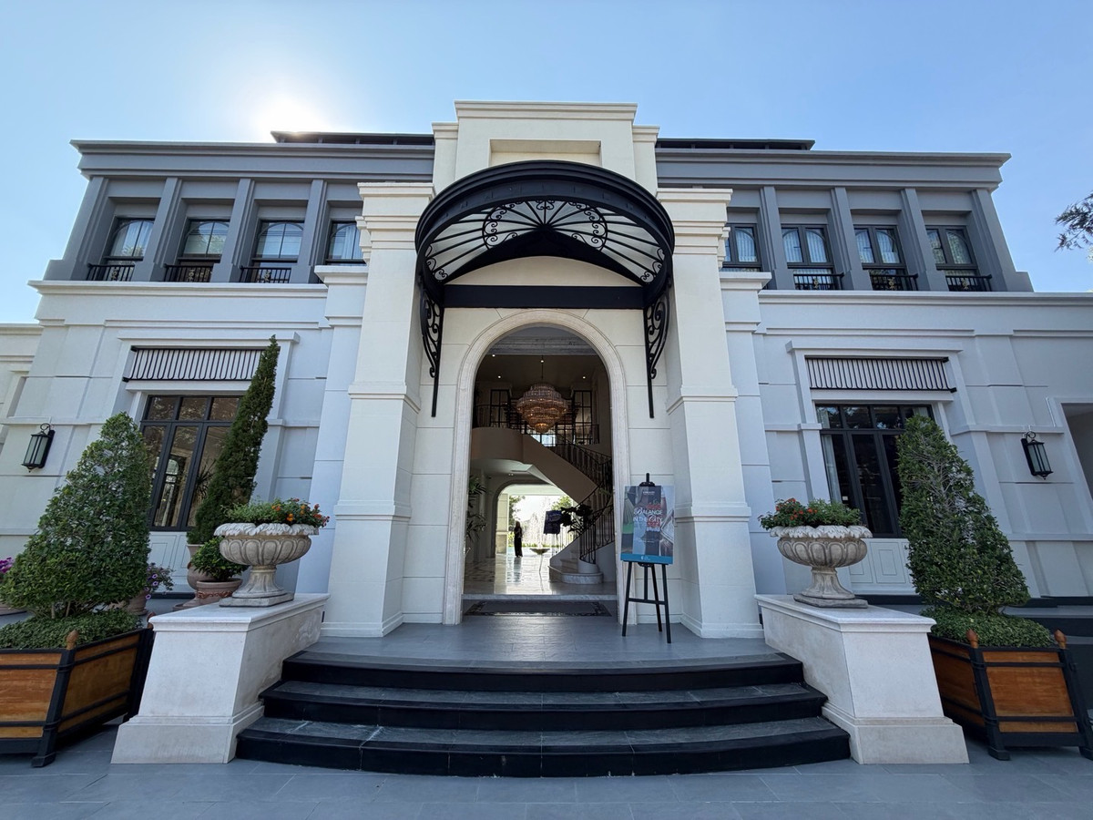 ให้เช่าบ้านเกษตรศาสตร์ รัชโยธิน : นาราสิริ พหลโยธิน-วัชรพล จัดเต็มเฟอร์นิเจอร์ ให้เมื่อเข้าอยู่