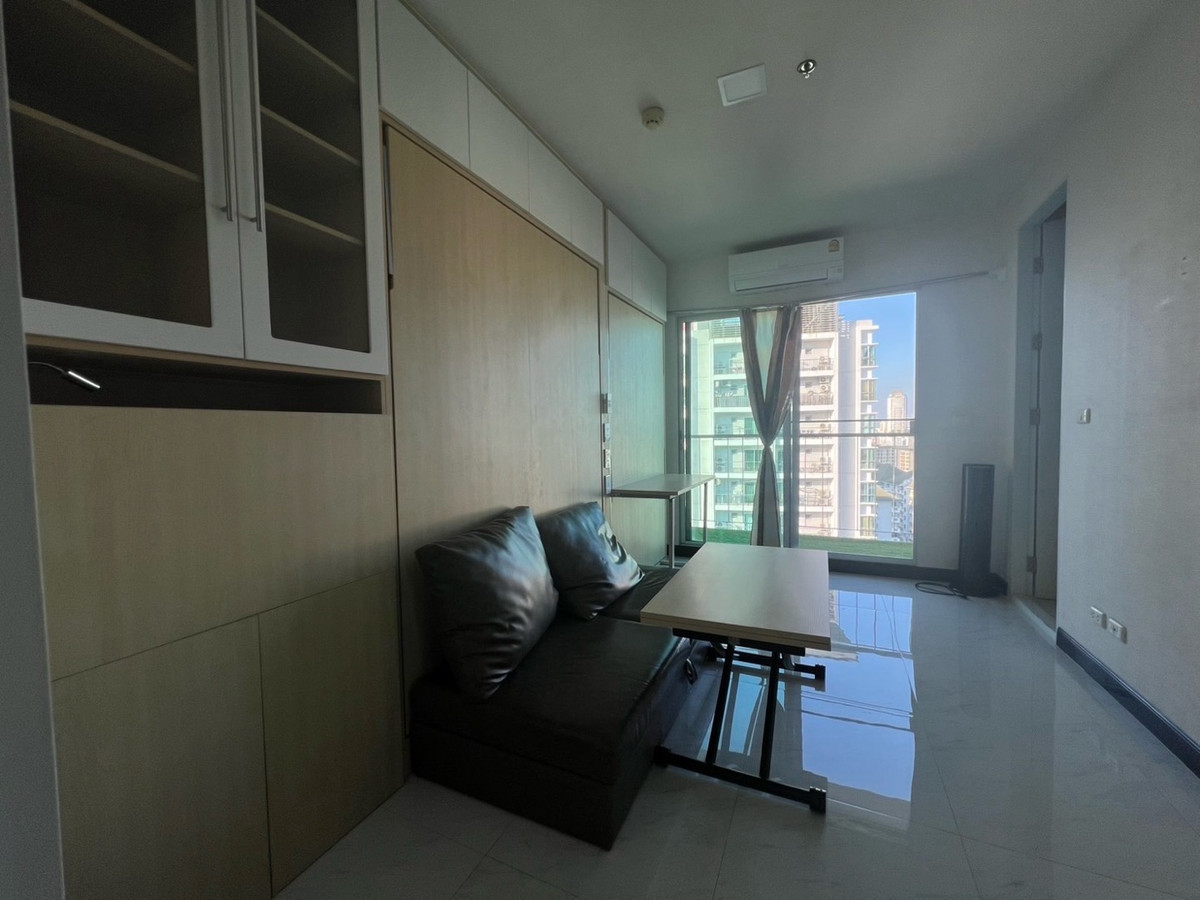 For RentCondoPattanakan, Srinakarin : 🌱 For rent The Parkland Srinakarin (The Parkland Srinakarin)  🛏️ 2 bedrooms 🛁 2 bathrooms 🛋️ 1 living room, size 66 sq m., 14th floor, Building A ⛲️ Pool view ✨ Price 18,000 baht ✨