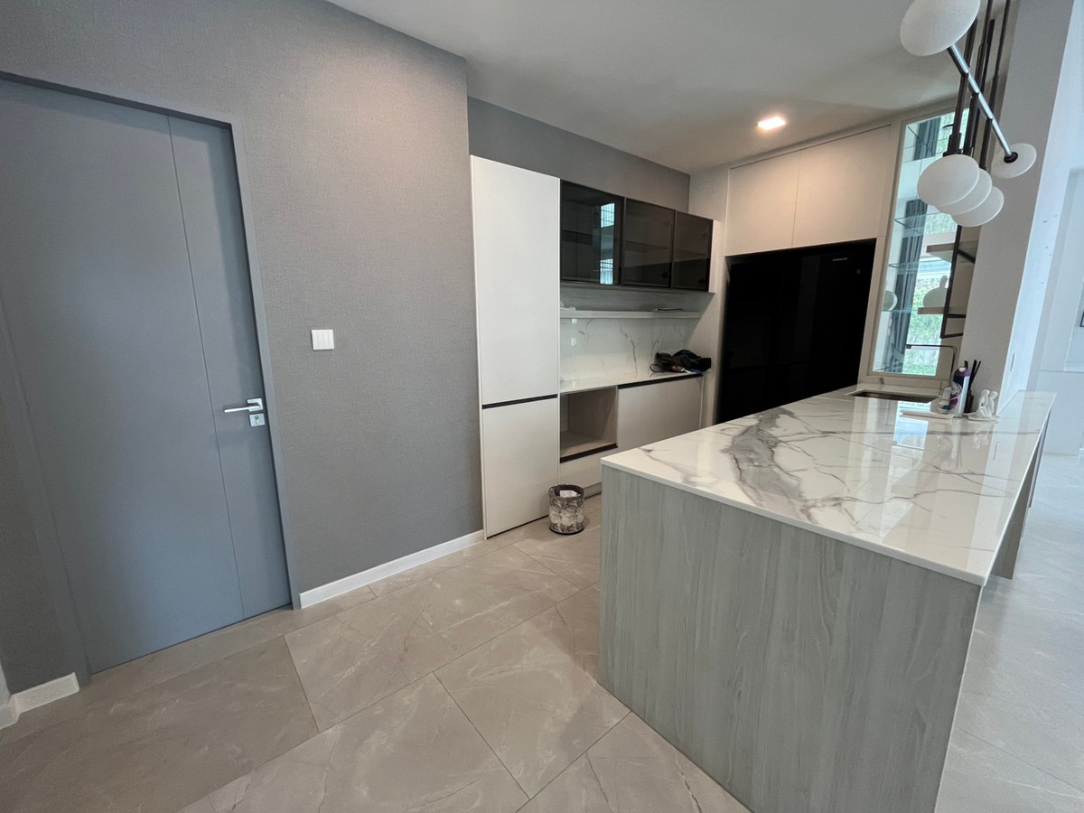 ขายบ้านลาดกระบัง สุวรรณภูมิ : SPECIAL DEAL 🏡 บ้านเดี่ยว Mantana 2 Motorway – New Krungthepkreetha 💰 ราคา 17,500,000 บาท – ราคาดีที่สุดในโครงการ 🏷 บ้านมือ 2 สภาพมือ 1 📐 ขนาดที่ดิน 111.8 ตร.ว. | พื้นที่ใช้สอย 286 ตร.ม. | แบบบ้าน Expandio ขนาดใหญ่ที่สุด