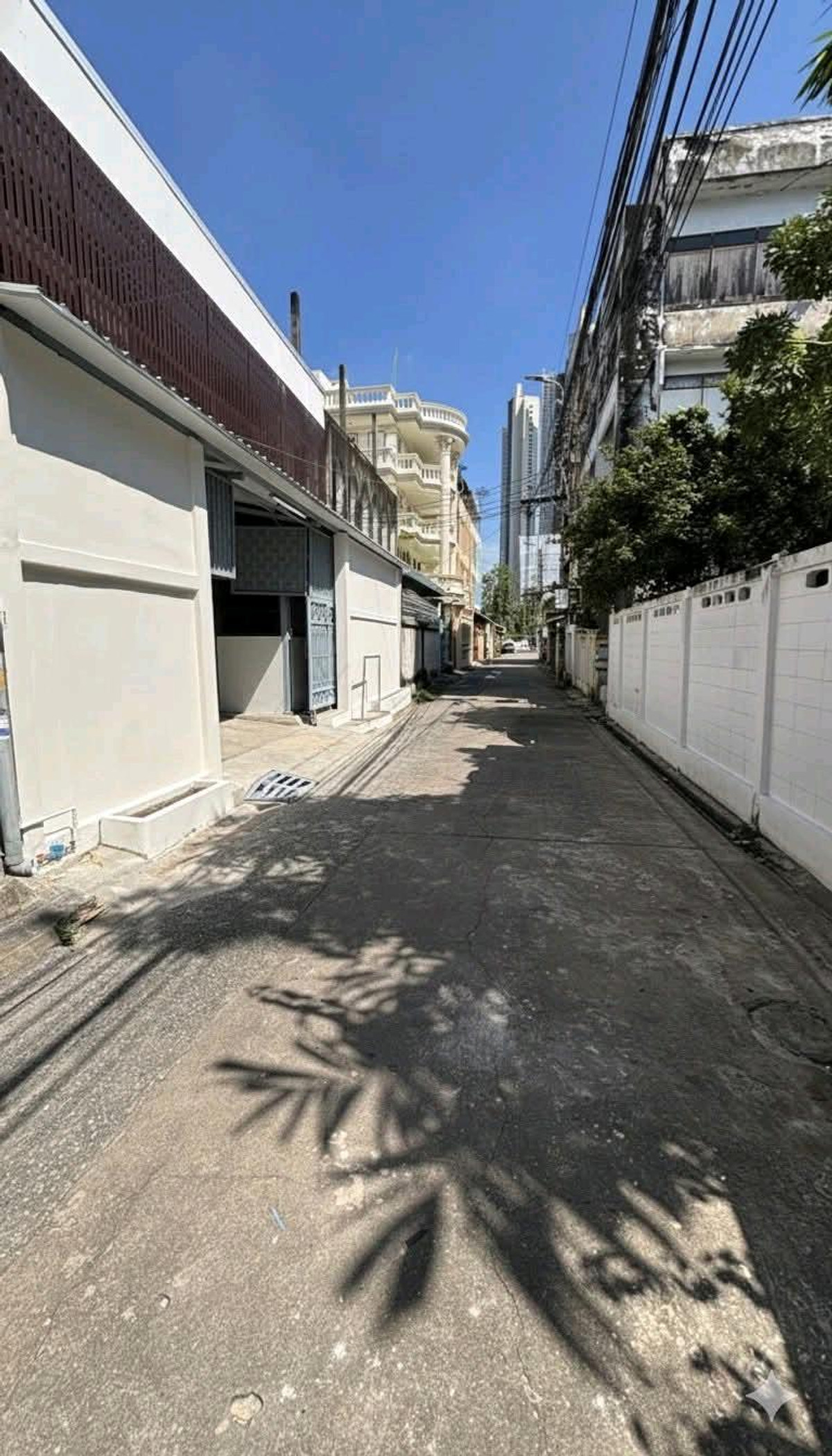 ให้เช่าโกดังวงเวียนใหญ่ เจริญนคร : 🏬 ให้เช่าโกดังพร้อมออฟฟิศ – ใกล้ ICONSIAM เพียง 2 กม.