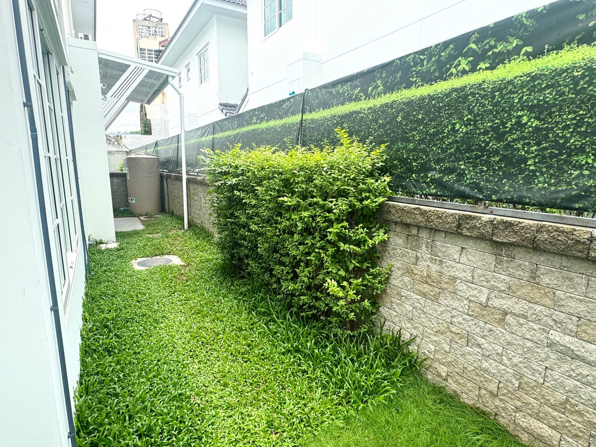 For RentHouseSamut Prakan,Samrong : K-6634 Beautiful house, ready to move in, for rent, Golden Neo Sukhumvit Lasalle, near BTS Bearing and Samrong. and Bangna Bang Phli Expressway