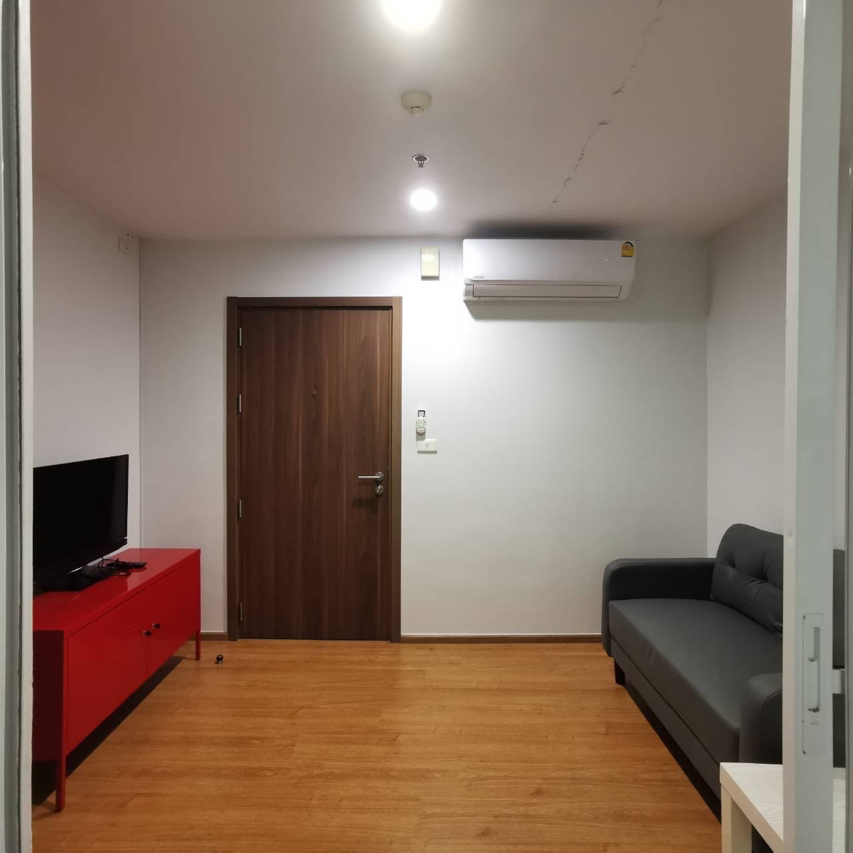 ให้เช่าคอนโดอ่อนนุช อุดมสุข : คอนโด 1 ห้องนอน 1 ห้องน้ำ ชั้นสูง 30 ตรม. ให้เช่าที่ The Base สุขุมวิท 77 ราคา 14,500 บาทต่อเดือน ใกล้ BTS อ่อนนุช