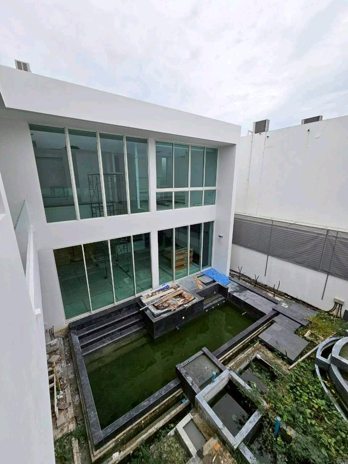 For SaleHouseBangna, Bearing, Lasalle : Luxurious home, quality location, ready to pass on to you. Go create as you wish at VIVE VIVE Bangna.