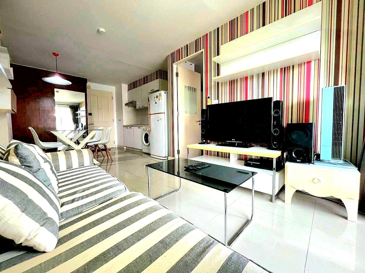 ขายคอนโดสุขุมวิท อโศก ทองหล่อ : ขายคอนโด เดอะโคลเวอร์ ทองหล่อ