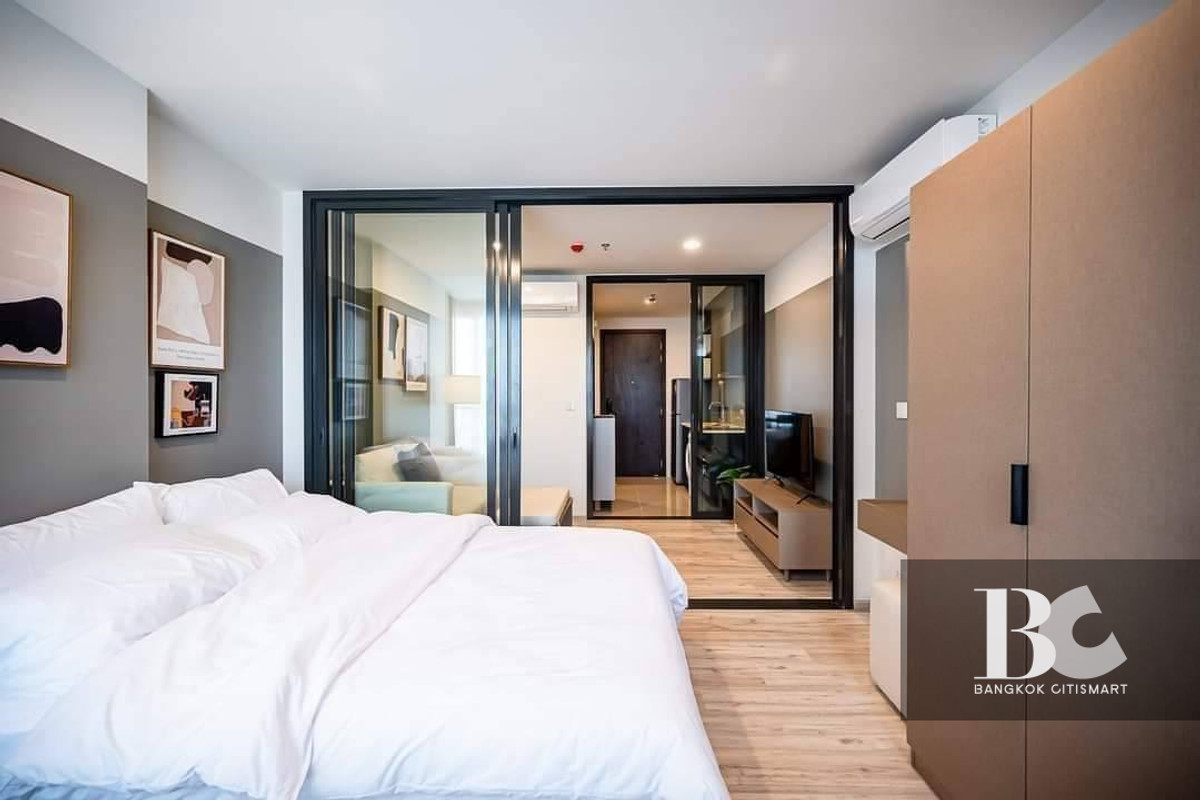 ให้เช่าคอนโดสุขุมวิท อโศก ทองหล่อ : ให้เช่า | XT Huaikwang ขนาด 30.12 ตร.ม. | 1 ห้องนอน | ชั้น 27 💰 ค่าเช่า: 18,000 บาท/เดือน 📌 รหัสยูนิต: C0310230005