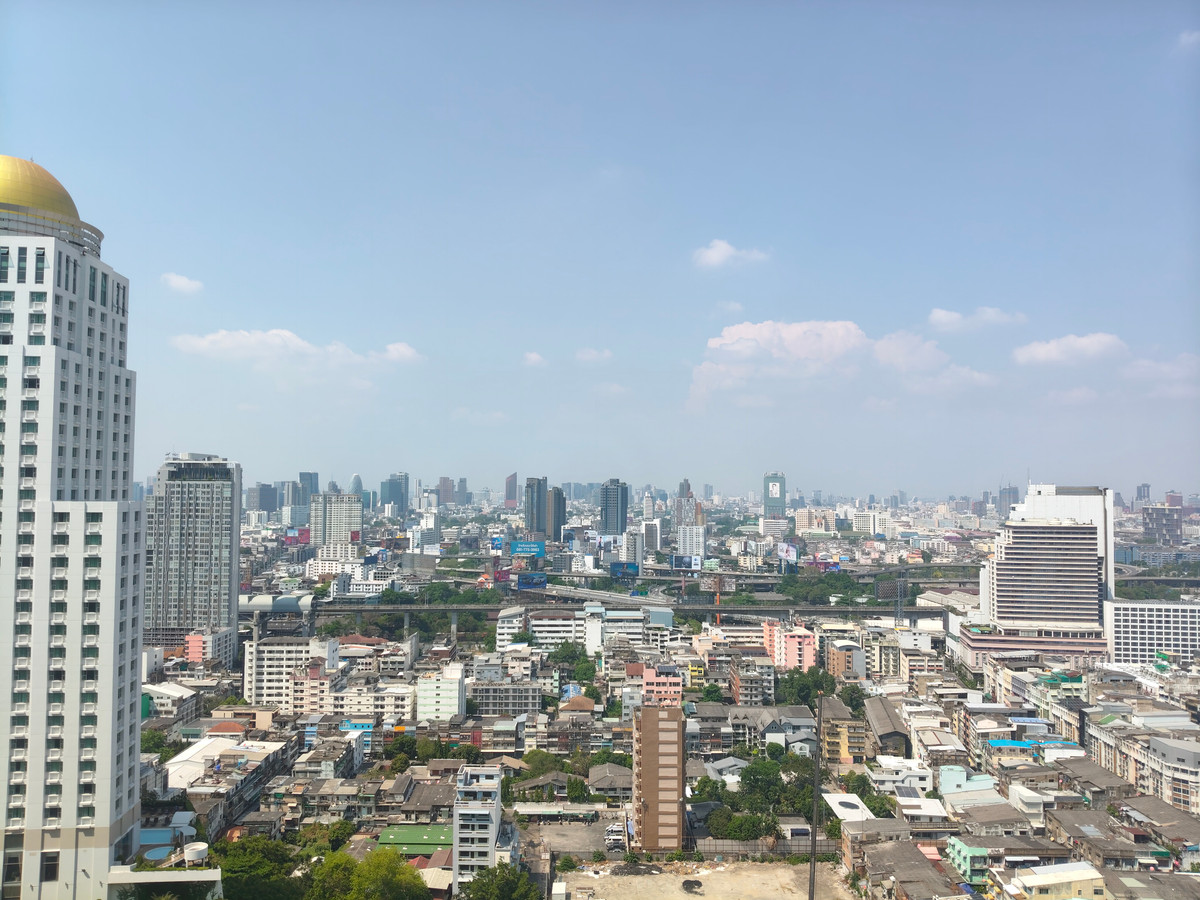 ขายคอนโดวิทยุ ชิดลม หลังสวน : Pet-Friendly 3-Bedroom Condo for Sale at Manhattan Chidlom