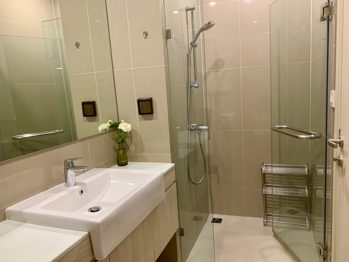 ให้เช่าคอนโดสุขุมวิท อโศก ทองหล่อ : FOR RENT  1 BEDROOM Hybrid 60 SQ.M   -- READY TO MOVE IN -- CALL NOW 094-641-5974