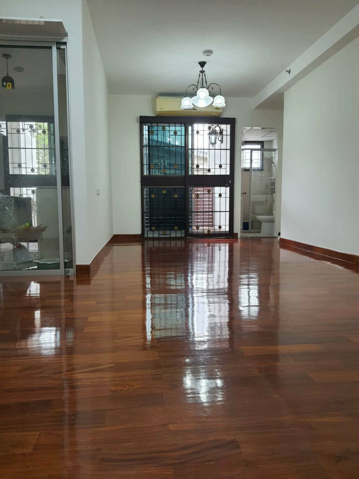 ขายคอนโดท่าพระ ตลาดพลู วุฒากาศ : โอกาสทองใจกลางท่าพระ! City Home Tha Phra Intersection คอนโดกว้างขวาง 3 ระเบียง การลงทุนที่คุ้มค่า!