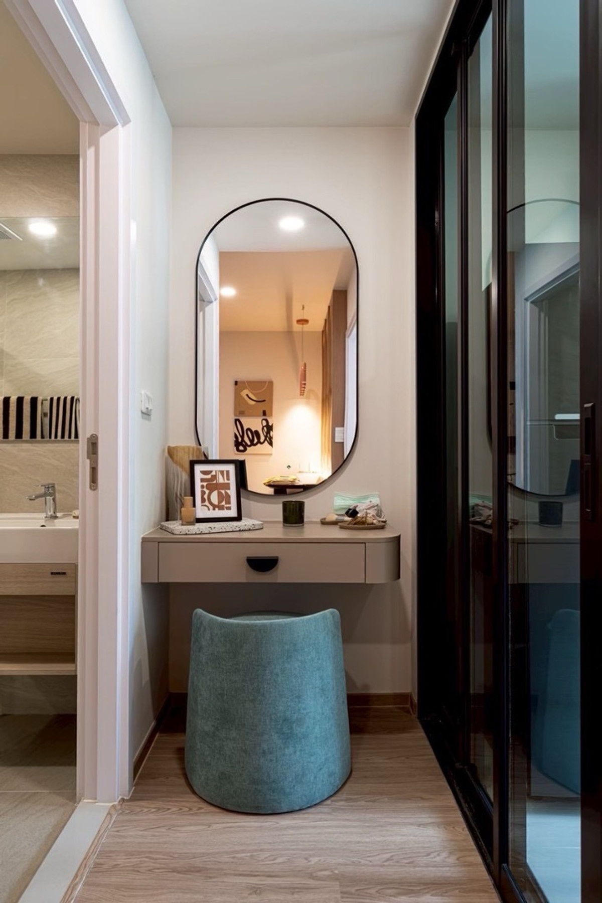 ขายคอนโดรัชดา ห้วยขวาง : 𝐊𝐋𝐎𝐒 รัชดา 7 𝐅𝐑𝐄𝐄 เงินดาวน์ 𝐎 บาท ผ่อนถูก 𝟖,𝟗𝟎𝟎/เดือน ห้องใหม่ จากเซลล์โครงการ 𝐅𝐫𝐞𝐞 ทุกค่าใช่จ่าย 