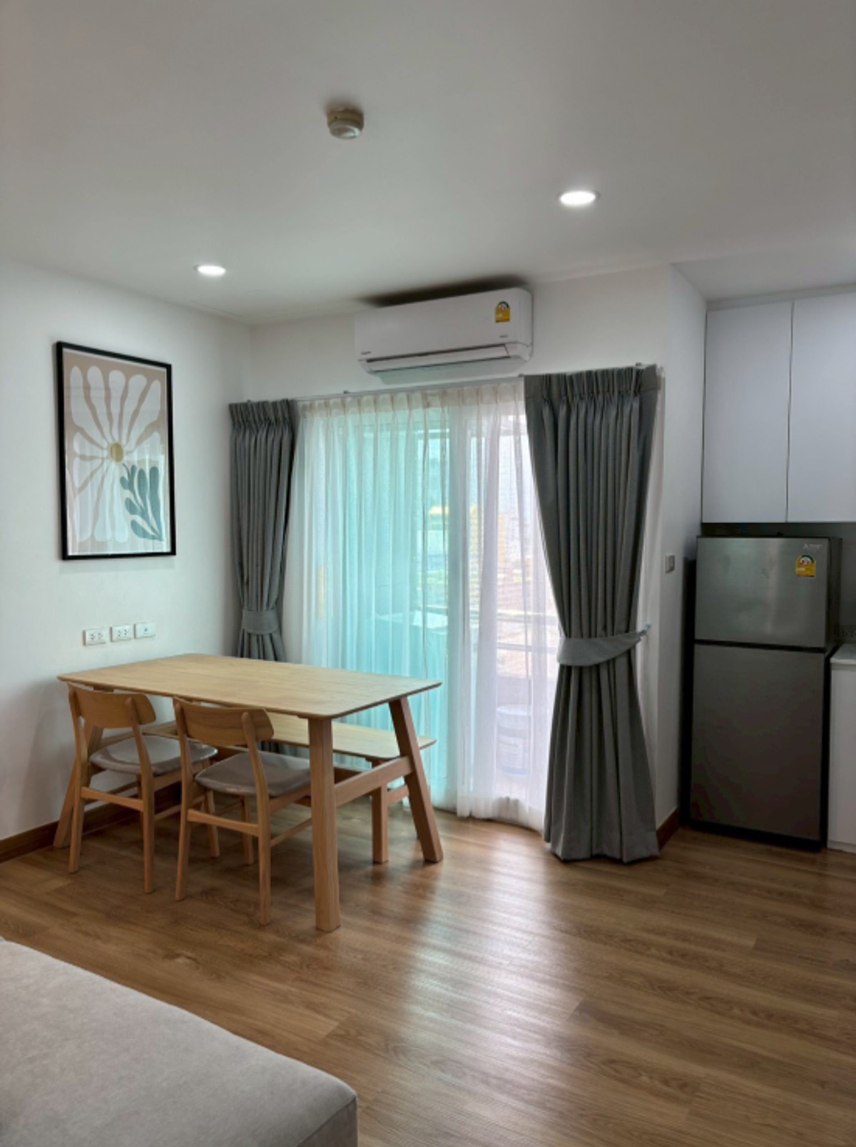 ให้เช่าคอนโดสยาม จุฬา สามย่าน : Baan Kasemsan 45 sqm. m. Please add LINE ID @806qphgn o8415o5483