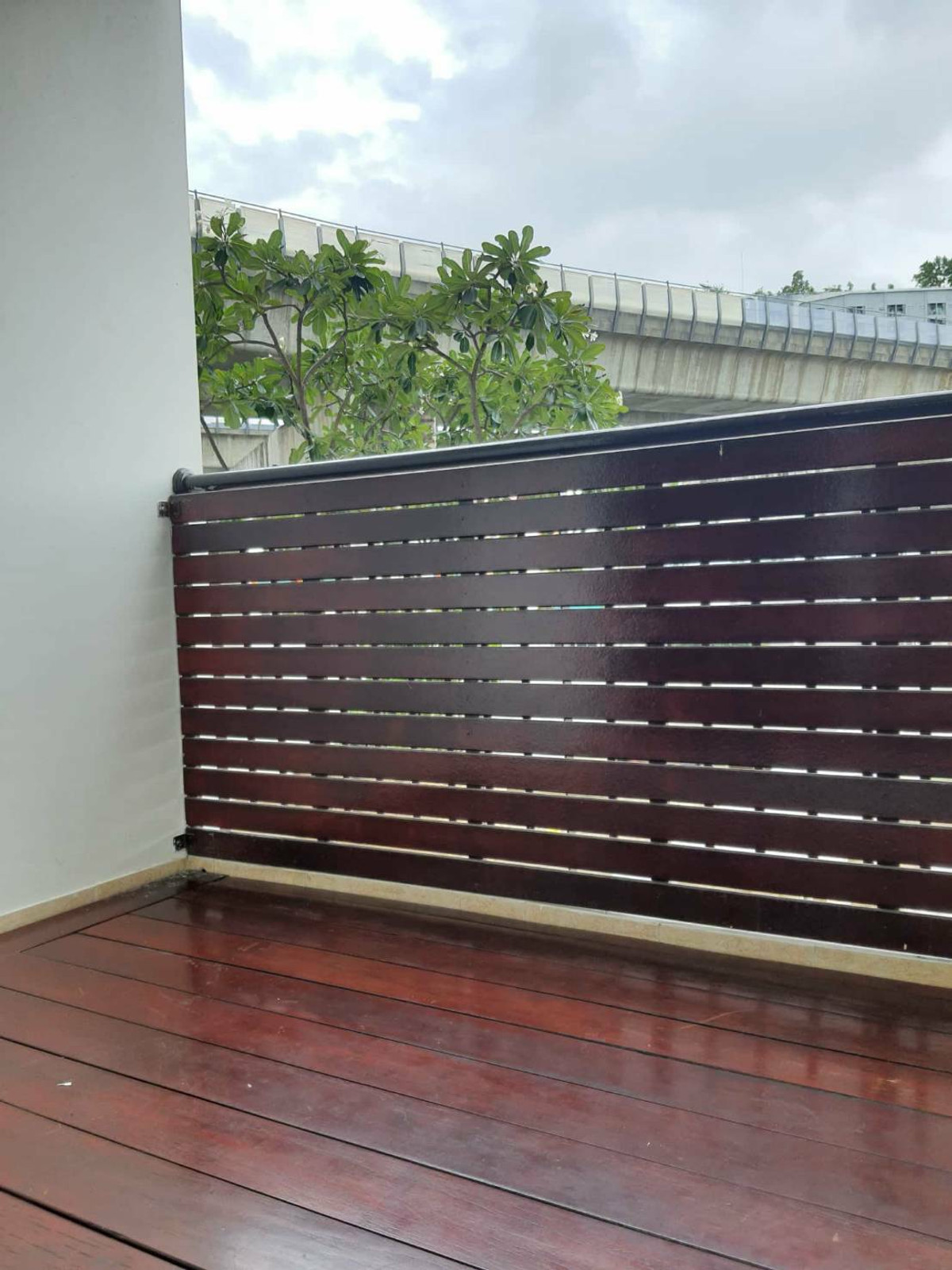 ขายคอนโดท่าพระ ตลาดพลู วุฒากาศ : โอกาสทองใจกลางท่าพระ! City Home Tha Phra Intersection คอนโดกว้างขวาง 3 ระเบียง การลงทุนที่คุ้มค่า!