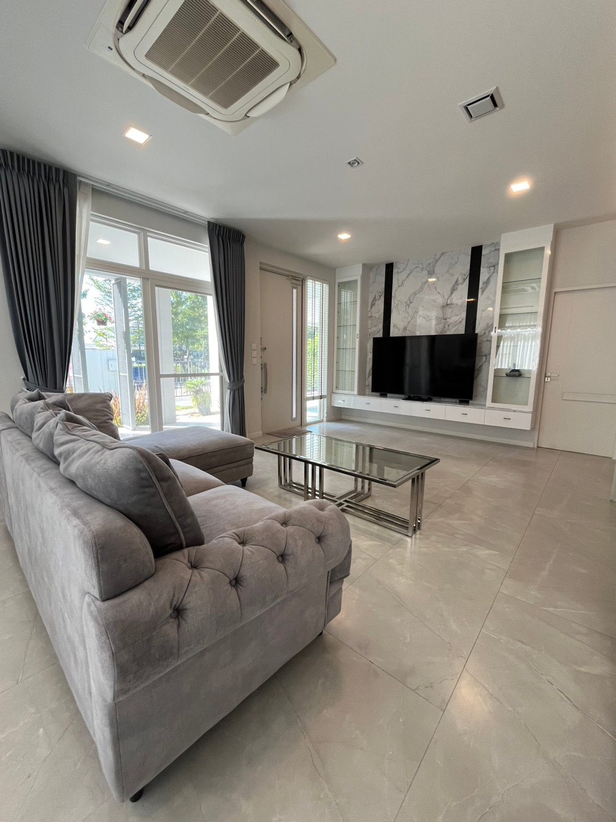 ขายบ้านลาดกระบัง สุวรรณภูมิ : SPECIAL DEAL 🏡 บ้านเดี่ยว Mantana 2 Motorway – New Krungthepkreetha 💰 ราคา 17,500,000 บาท – ราคาดีที่สุดในโครงการ 🏷 บ้านมือ 2 สภาพมือ 1 📐 ขนาดที่ดิน 111.8 ตร.ว. | พื้นที่ใช้สอย 286 ตร.ม. | แบบบ้าน Expandio ขนาดใหญ่ที่สุด