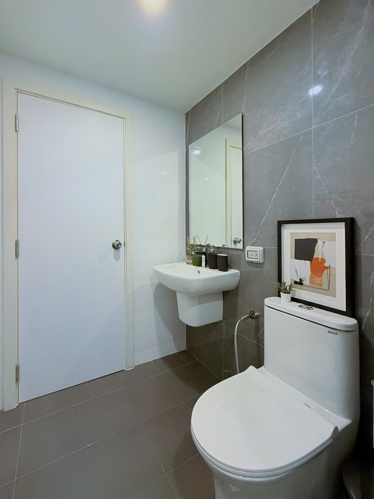 For SaleCondoSriracha Laem Chabang Ban Bueng : 🌿✨ Brixton Kaset Sriracha Campus — New condo near Kasetsart University, Sriracha! ✨🌿