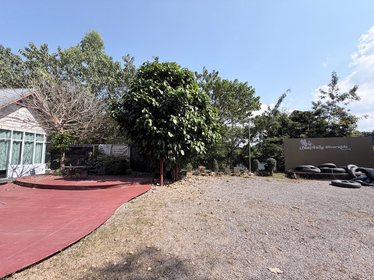 ขายที่ดินลำปาง : [Land Lampang] ขายด่วน! ที่ดิน 1 ไร่กว่า ริมแม่น้ำวัง วิวดี ใกล้เมืองลำปาง เหมาะสร้าง Private Luxury Villa รีสอร์ท ร้านอาหาร ลานแคมป์ปิ้ง