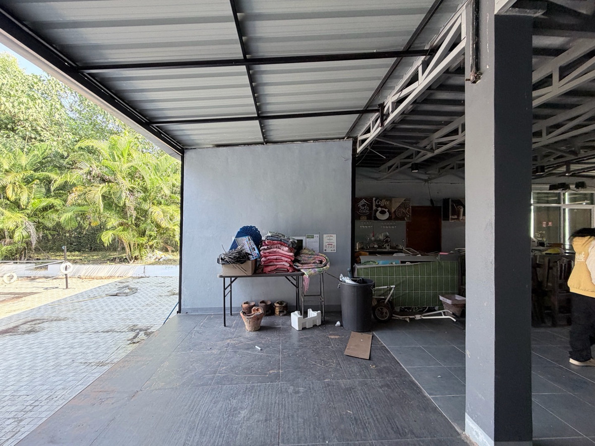 ขายที่ดินลำปาง : [Land Lampang] ขายด่วน! ที่ดิน 1 ไร่กว่า ริมแม่น้ำวัง วิวดี ใกล้เมืองลำปาง เหมาะสร้าง Private Luxury Villa รีสอร์ท ร้านอาหาร ลานแคมป์ปิ้ง