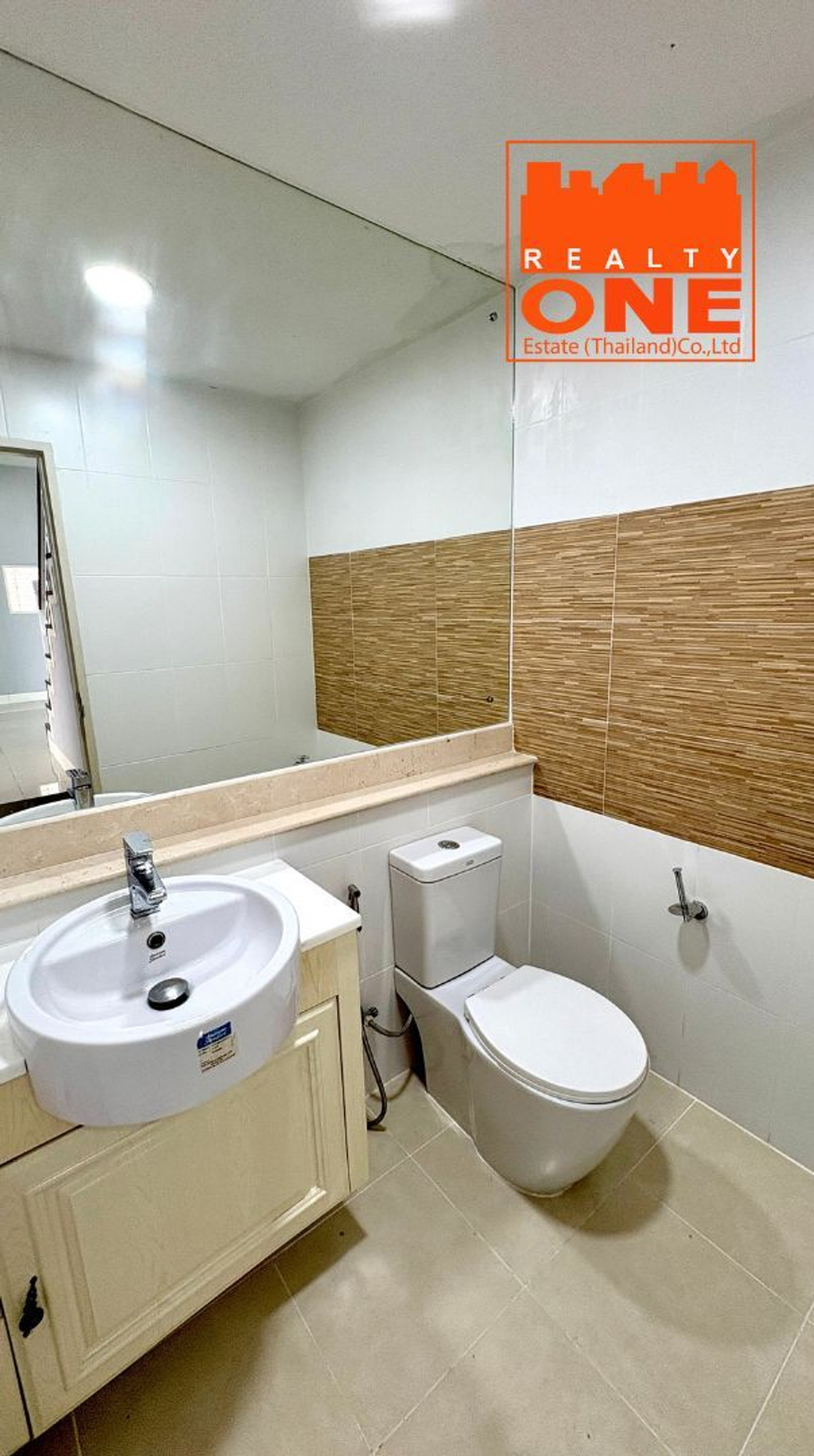 ขายบ้านนวมินทร์ รามอินทรา : ขายด่วน ราคาพิเศษ บ้านเดี่ยว บุราสิริ ปัญญาอินทรา สภาพสวย รีโนเวทแล้ว 61.5 ตารางวา 