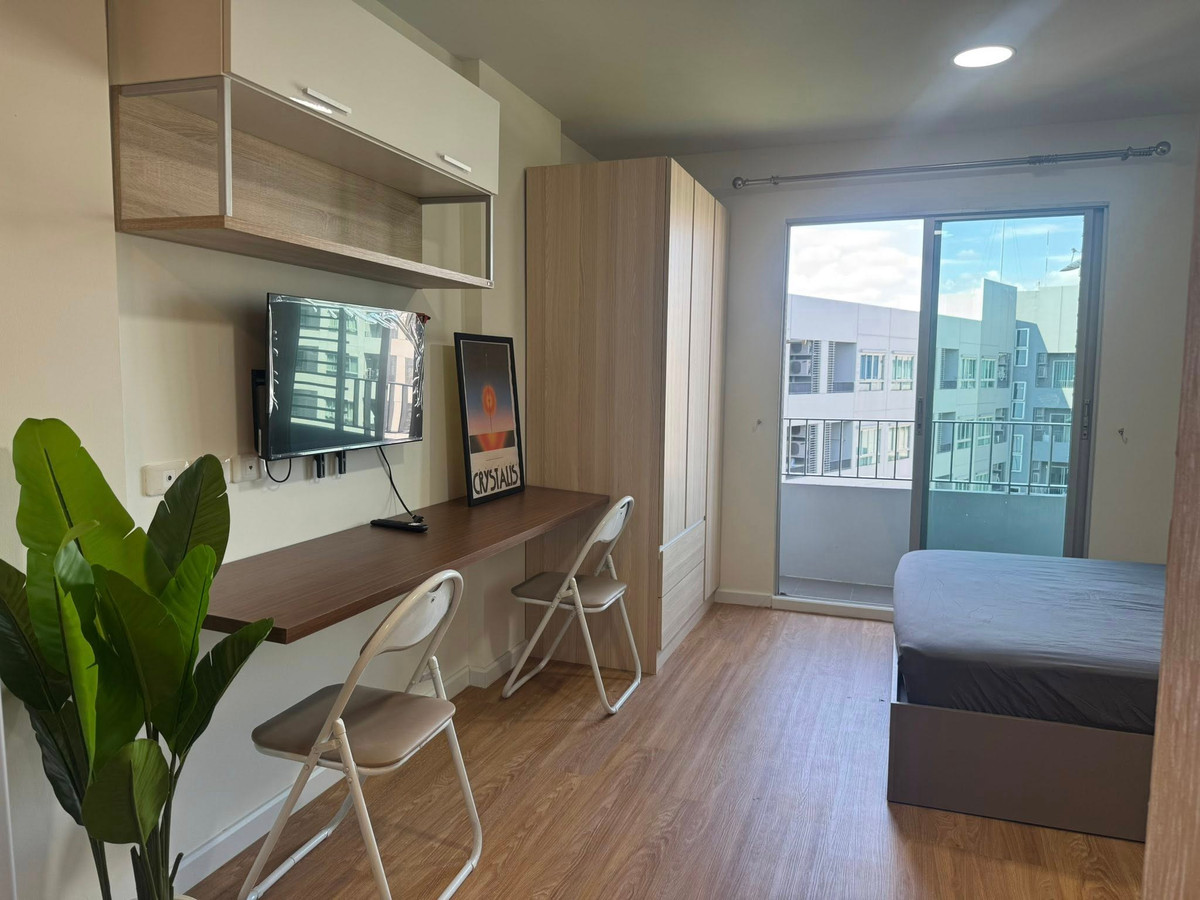 For RentCondoOnnut, Udomsuk : P-2869 Condo, good location, large common area, ready to move in, swimming pool view, Elio del ray, near BTS Punnawithi.