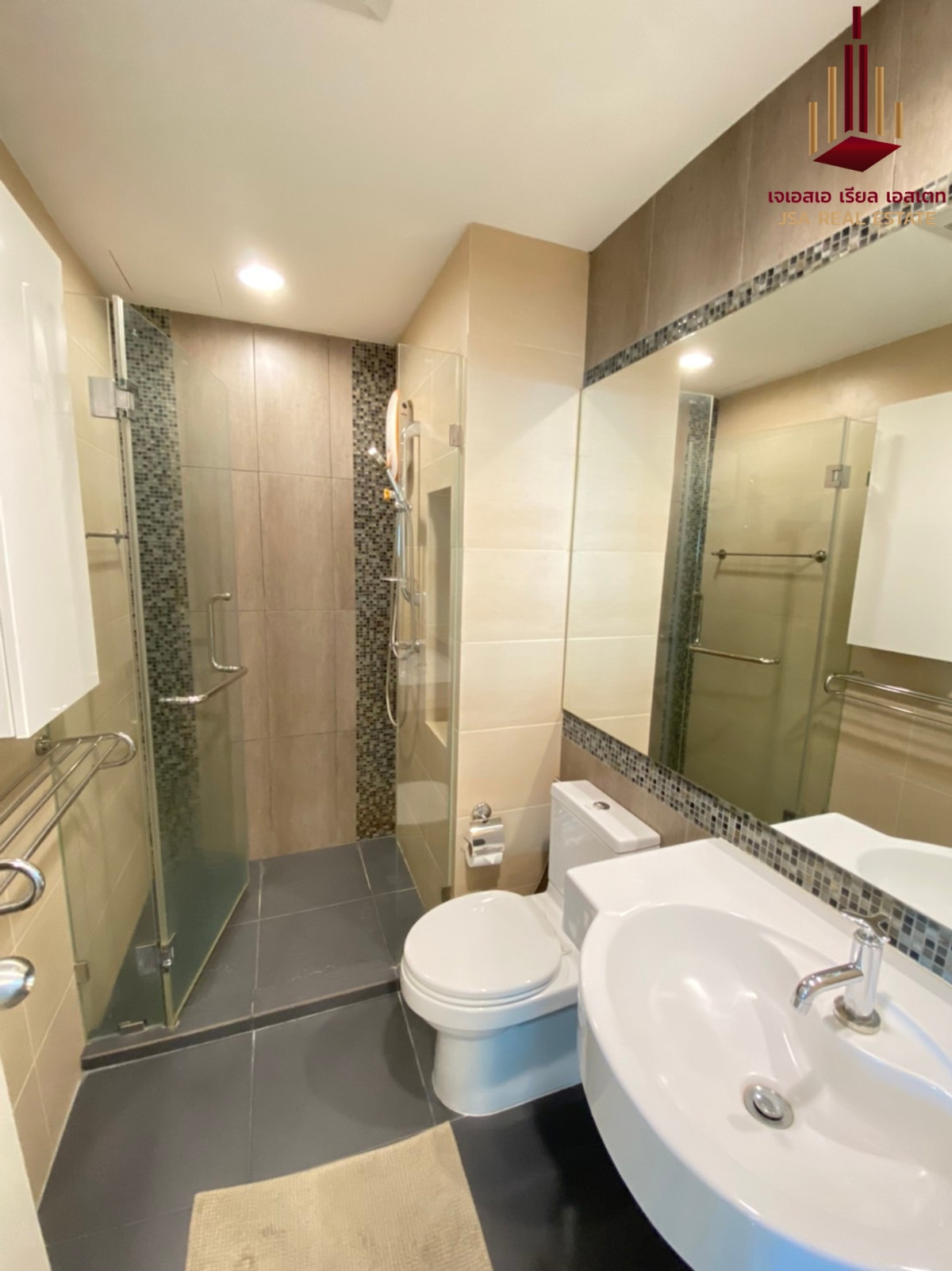 ขายคอนโดสาทร นราธิวาส : ✨ For Sale: Centric Sathorn - St.Louis Condo ✨  💰 Only 16,000,000 THB